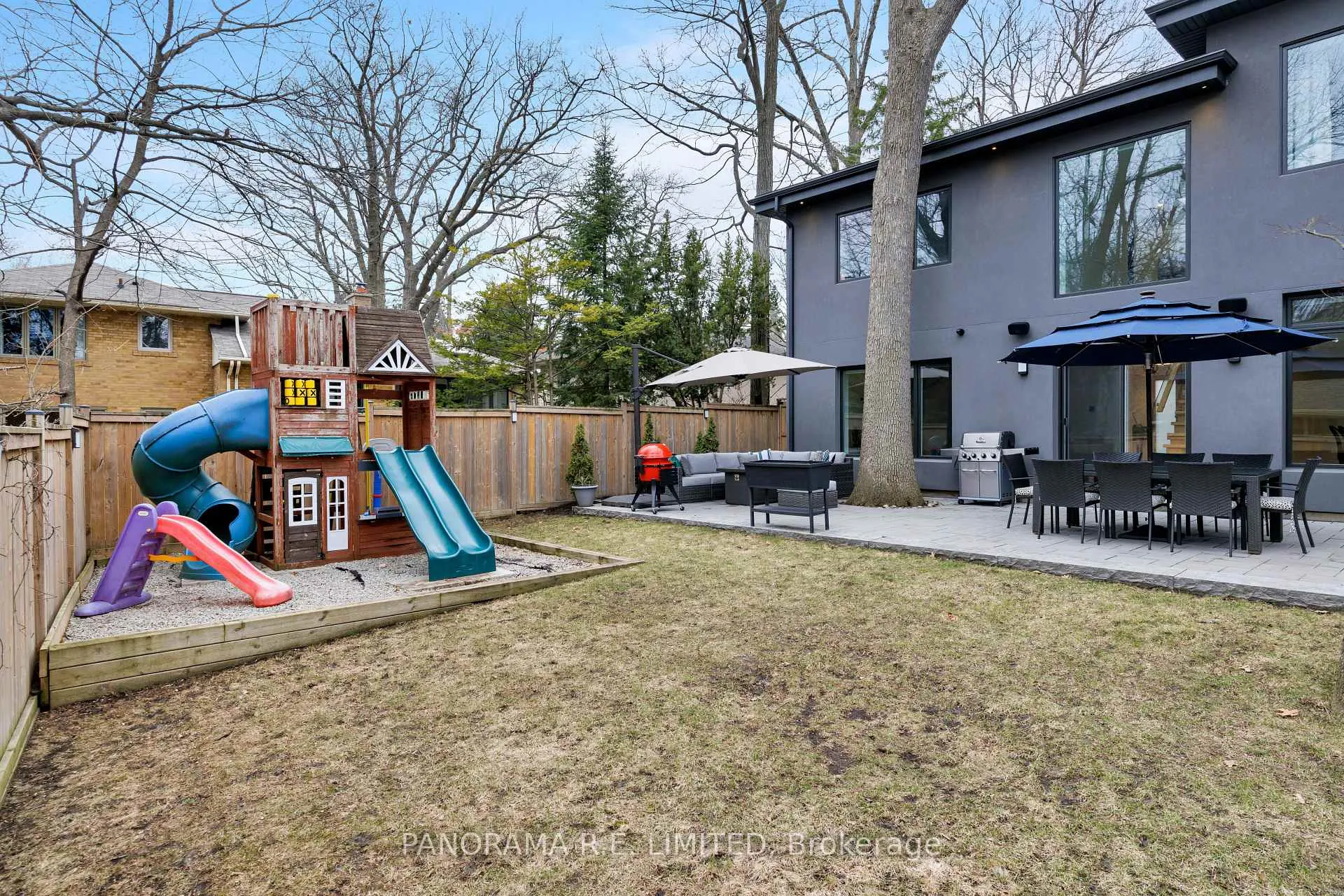 Photo 48 of 8 Greenford Road, Etobicoke, Edenbridge-Humber Valley — HOMEH