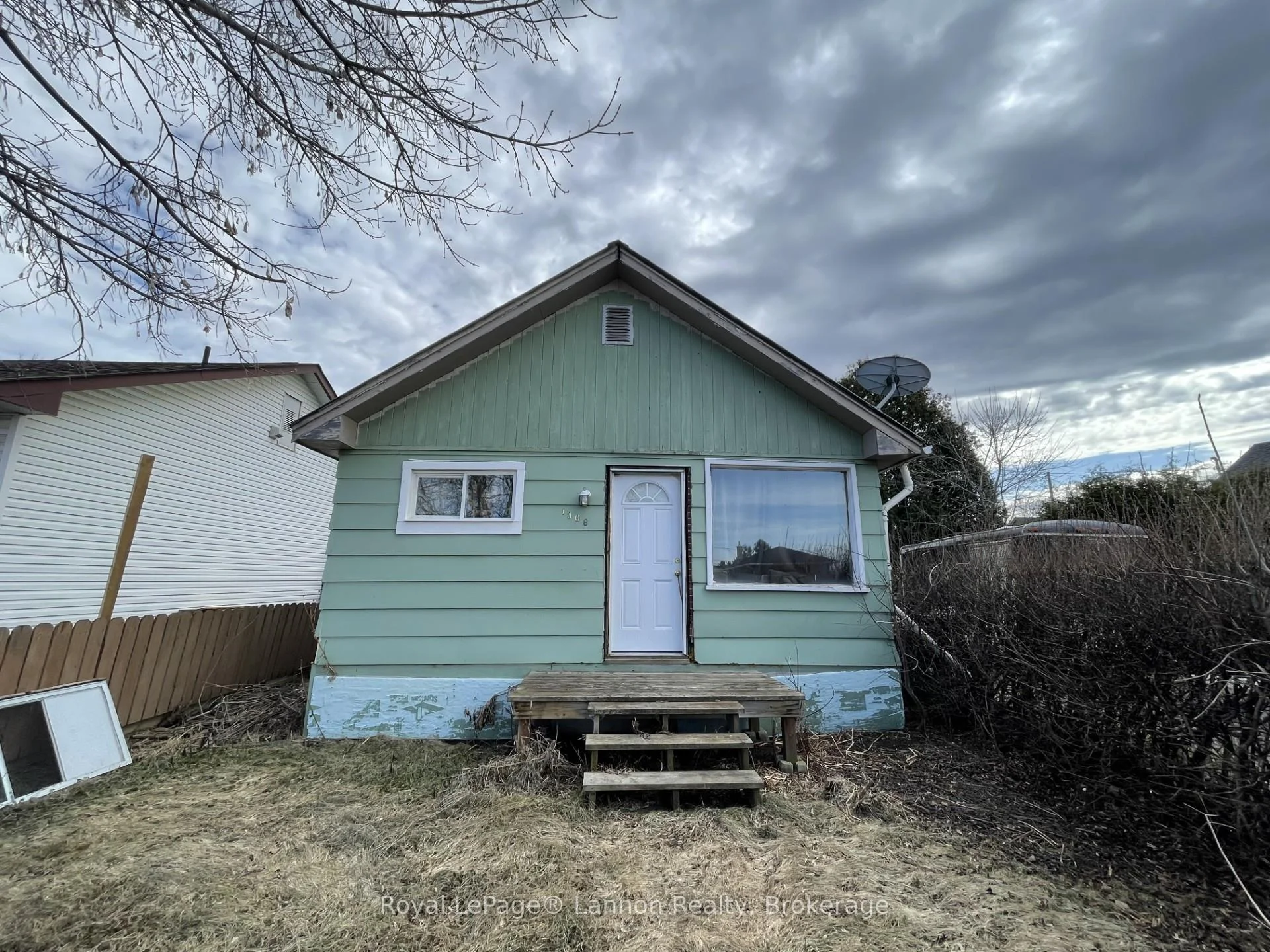 Photo 7 of 1308 Francis Street, Thunder Bay, Westfort — HOMEH