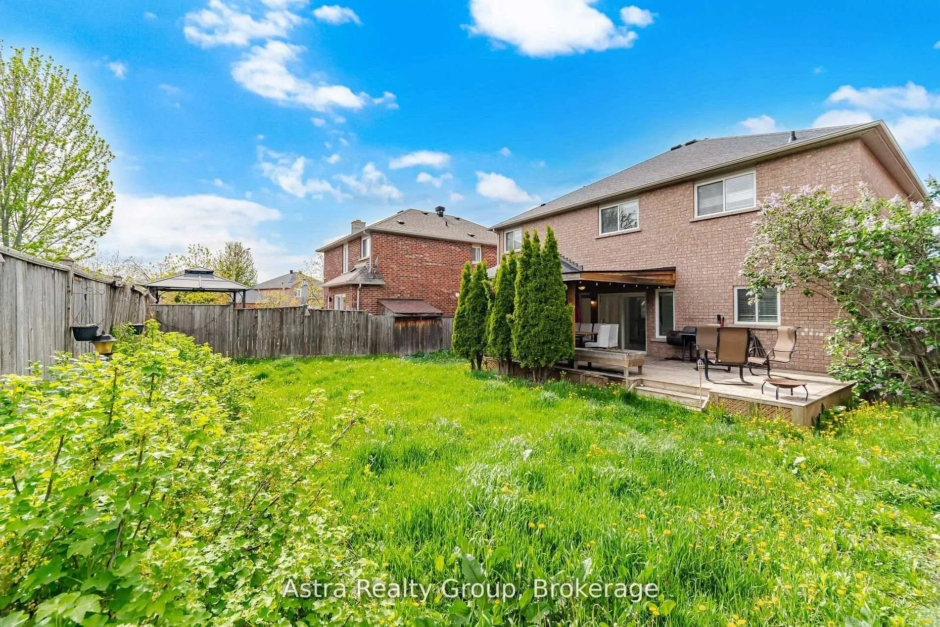 Photo 18 of 3 Imperial Crown Lane, Barrie, Innis-Shore — HOMEH