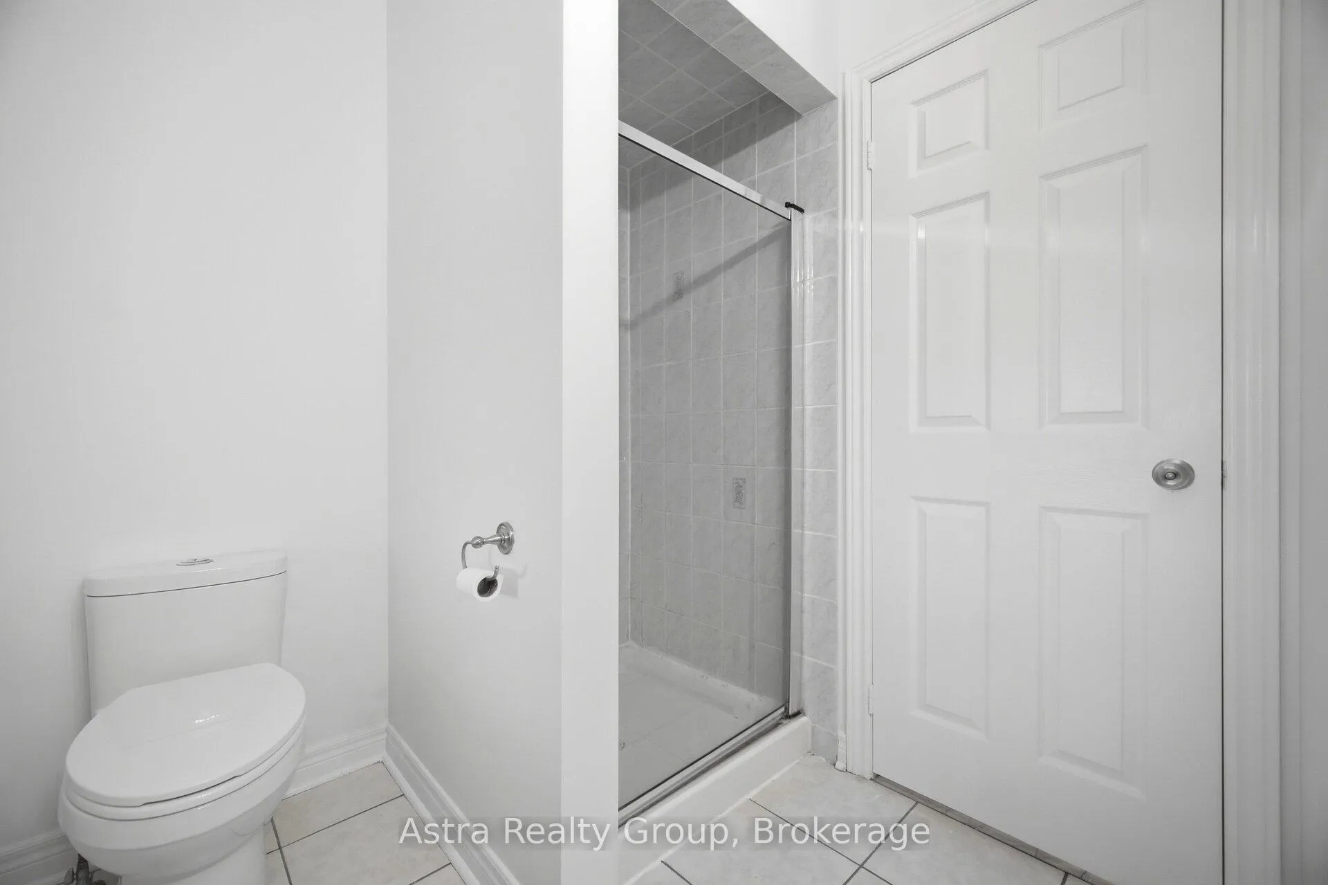 Photo 41 of 3 Imperial Crown Lane, Barrie, Innis-Shore — HOMEH