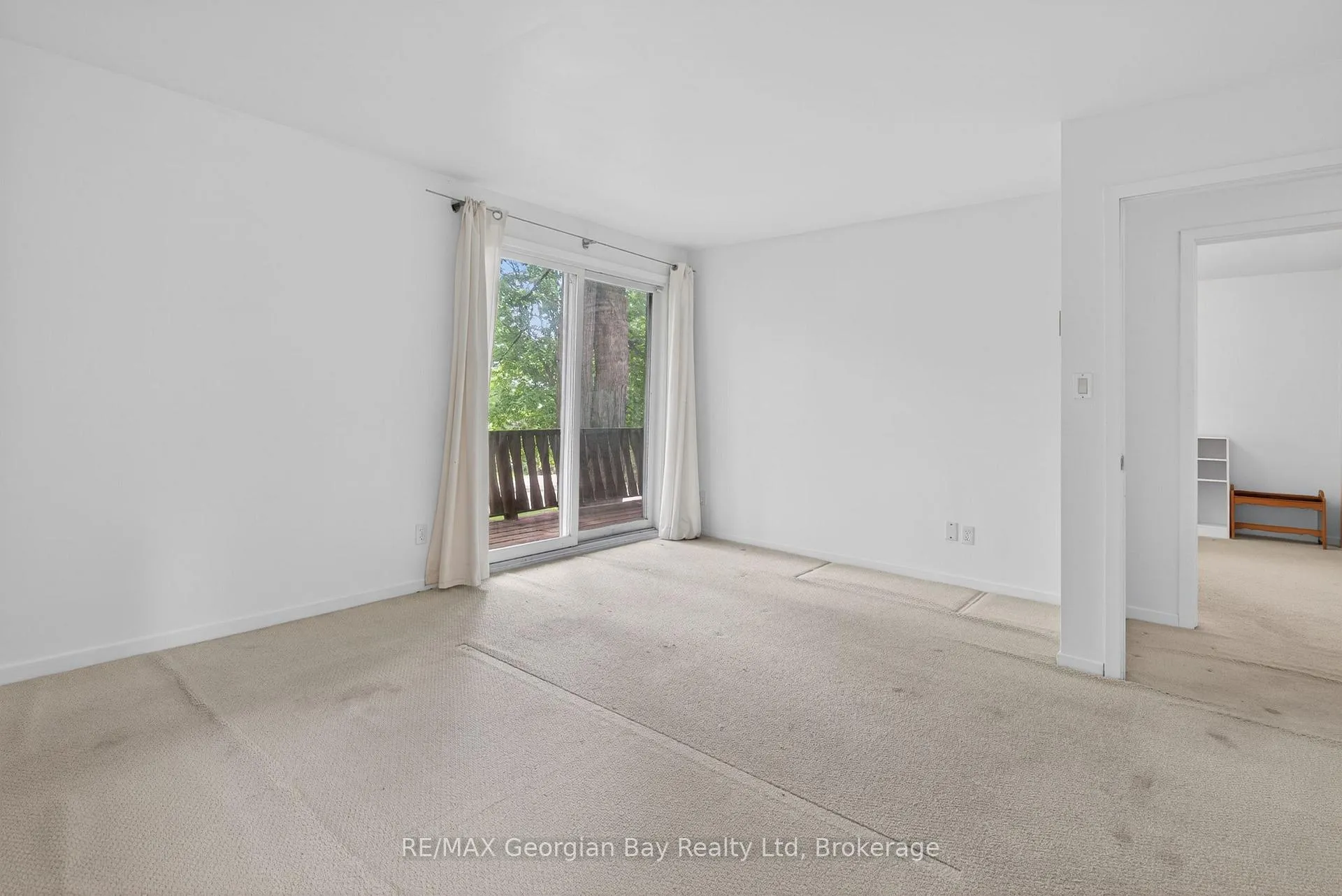 Photo 14 of 329 Glenbrook Drive, Midland — HOMEH