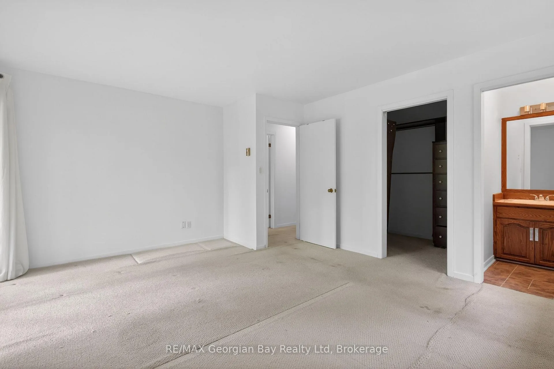 Photo 15 of 329 Glenbrook Drive, Midland — HOMEH