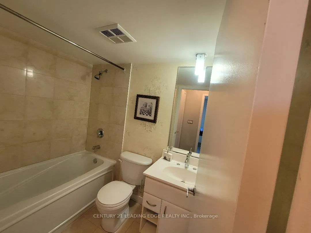 Photo 17 of Unit 3207, 38 Lee Centre Drive, Scarborough, Woburn — HOMEH