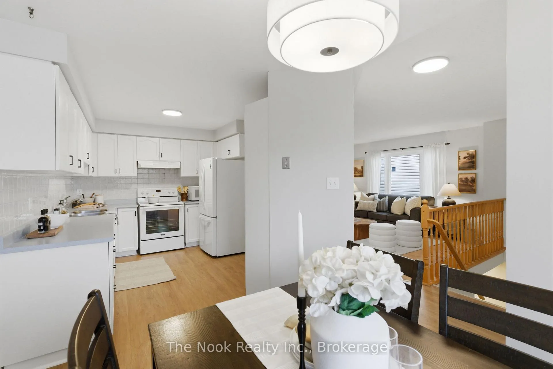 Photo 12 of 1139 Ridgemount Boulevard, Oshawa, Pinecrest — HOMEH