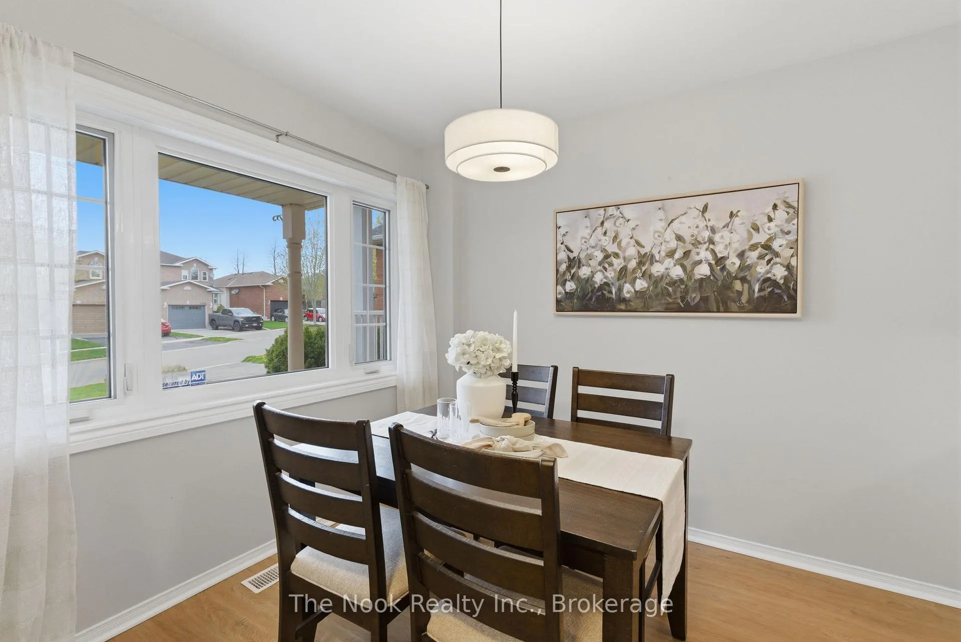 Photo 16 of 1139 Ridgemount Boulevard, Oshawa, Pinecrest — HOMEH