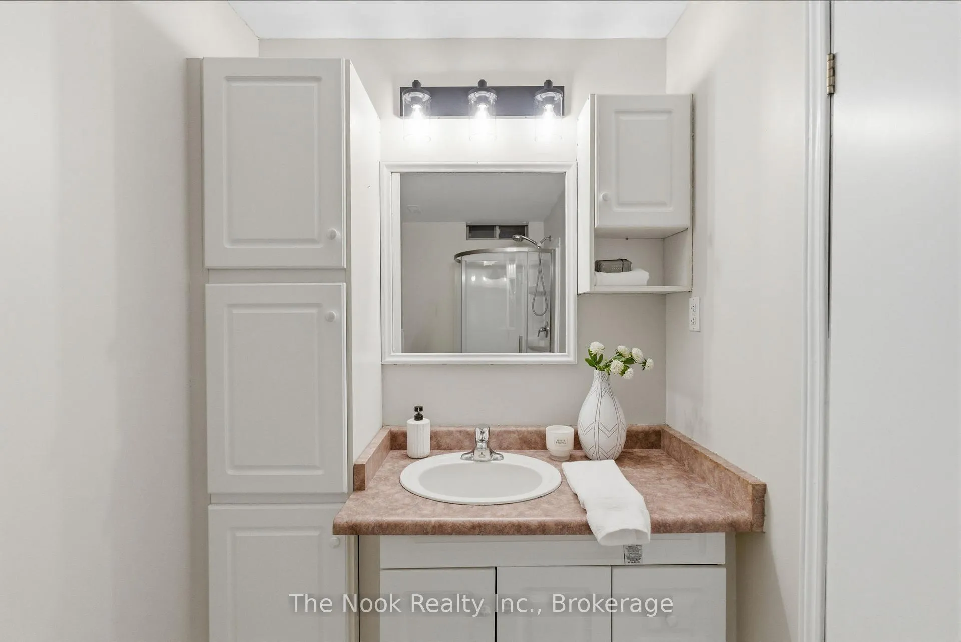 Photo 35 of 1139 Ridgemount Boulevard, Oshawa, Pinecrest — HOMEH