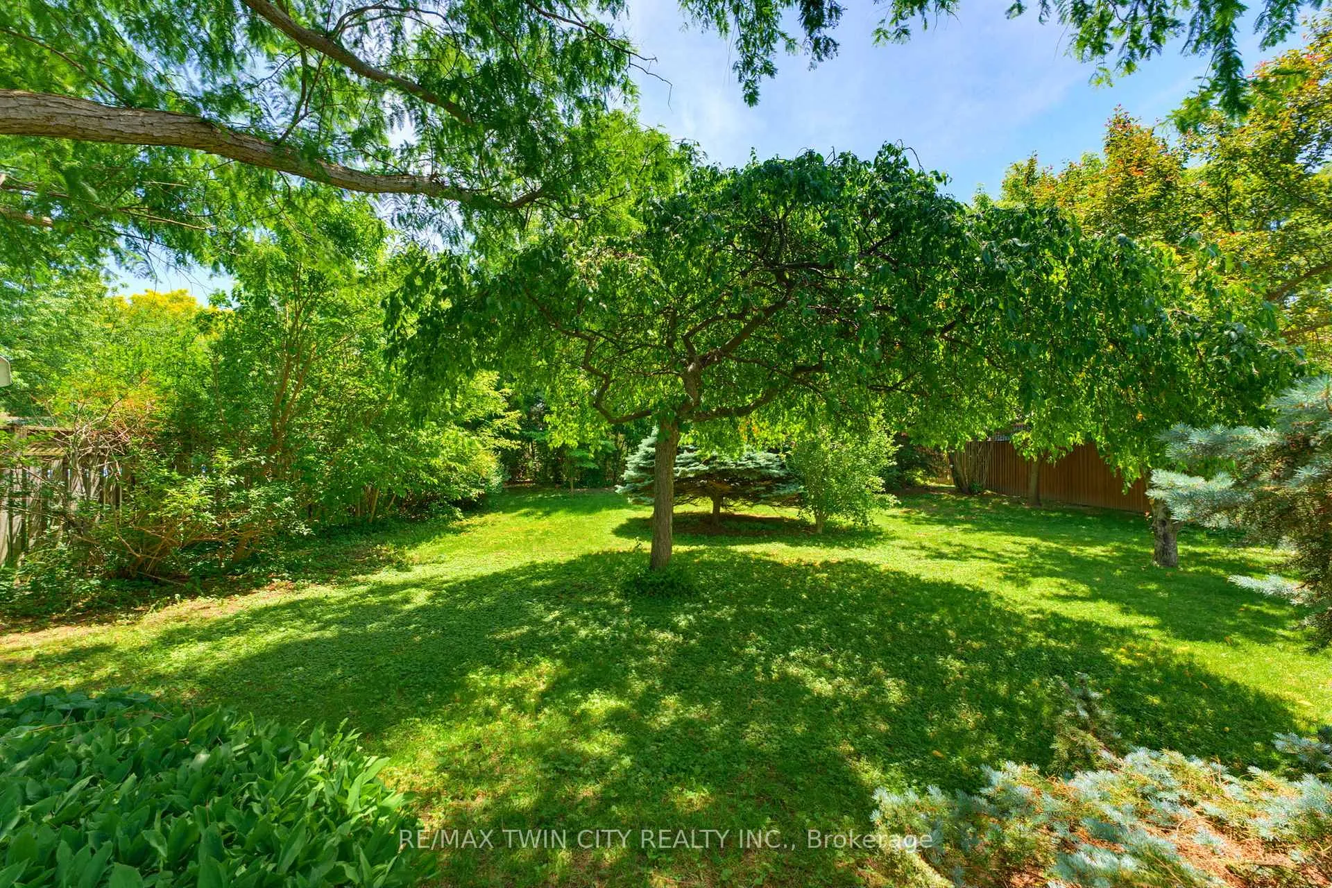 Photo 31 of 22 Dunsdon Street, Brantford, Greenbrier — HOMEH