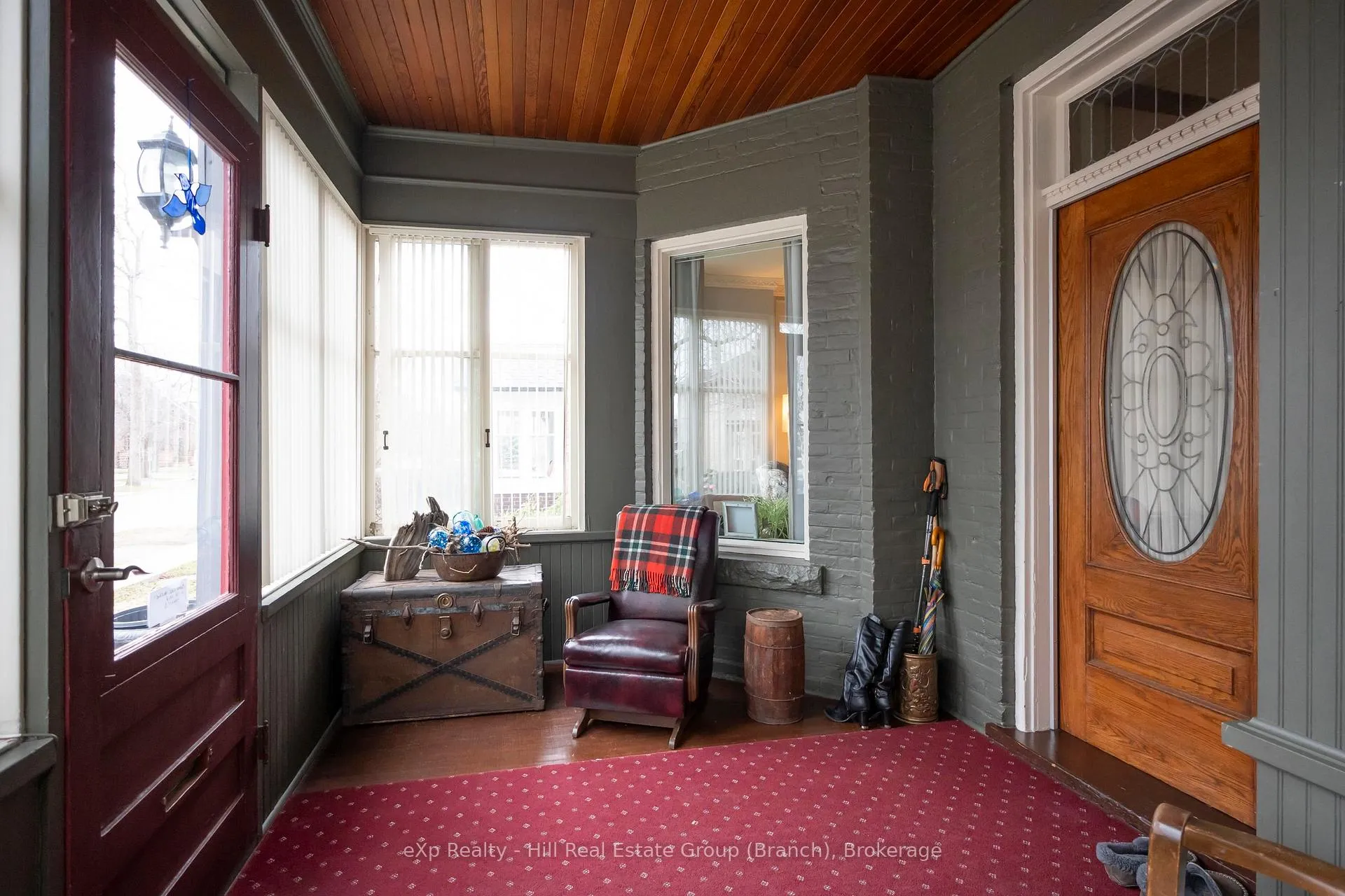 Photo 5 of 327 Catherine Street, Thunder Bay, Hyde Park — HOMEH