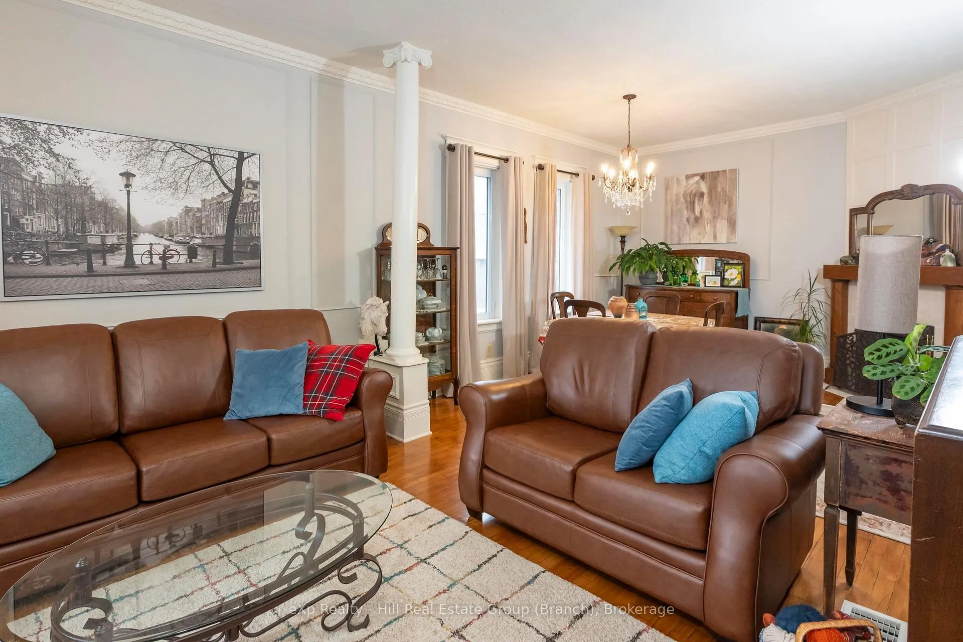 Photo 10 of 327 Catherine Street, Thunder Bay, Hyde Park — HOMEH