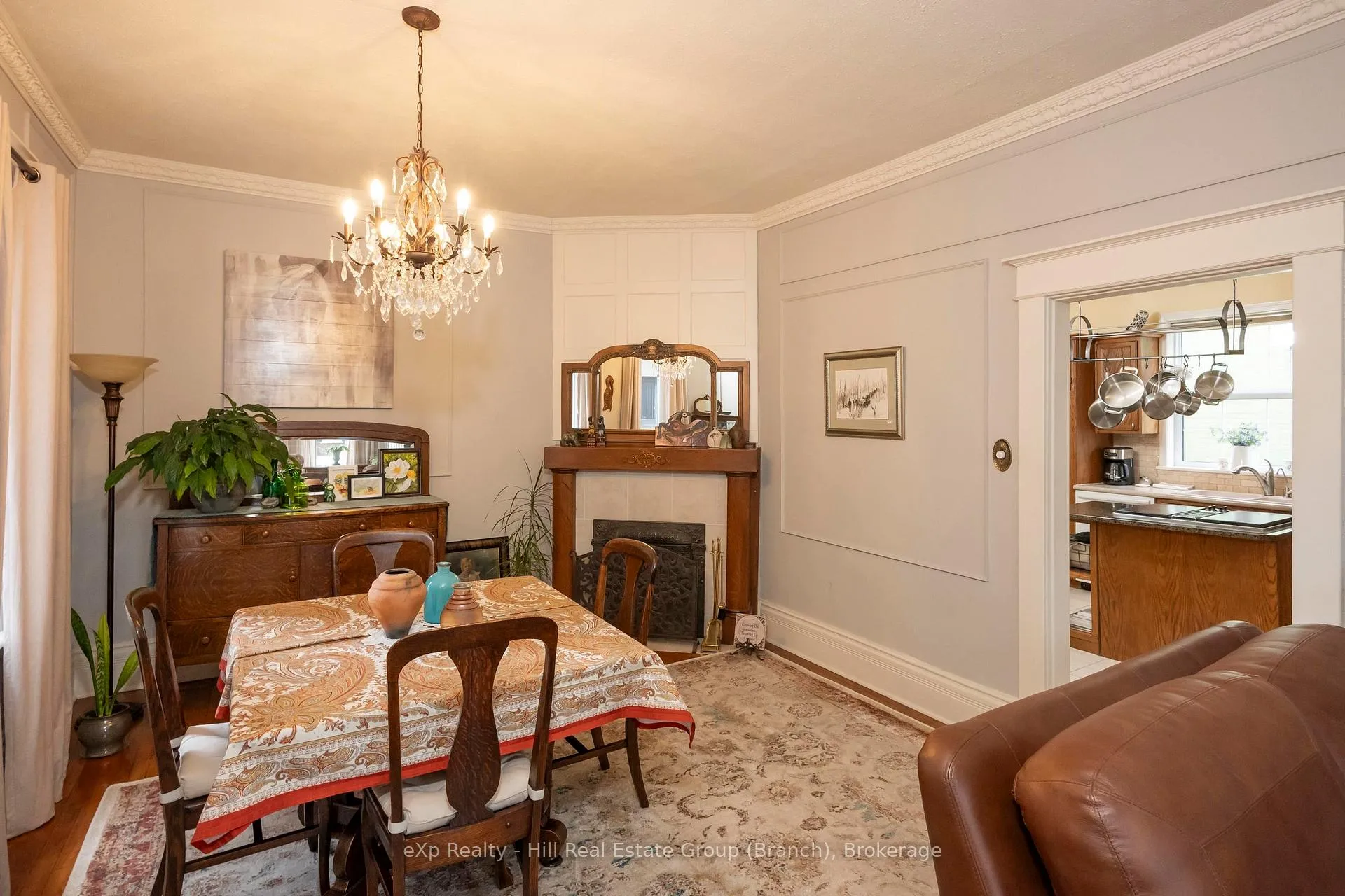 Photo 11 of 327 Catherine Street, Thunder Bay, Hyde Park — HOMEH
