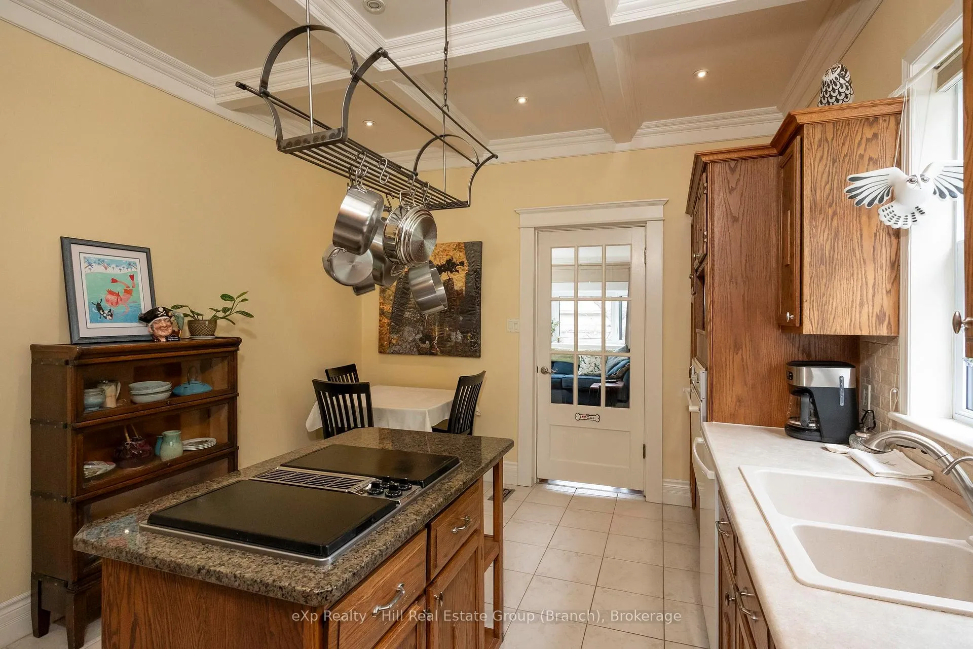 Photo 16 of 327 Catherine Street, Thunder Bay, Hyde Park — HOMEH