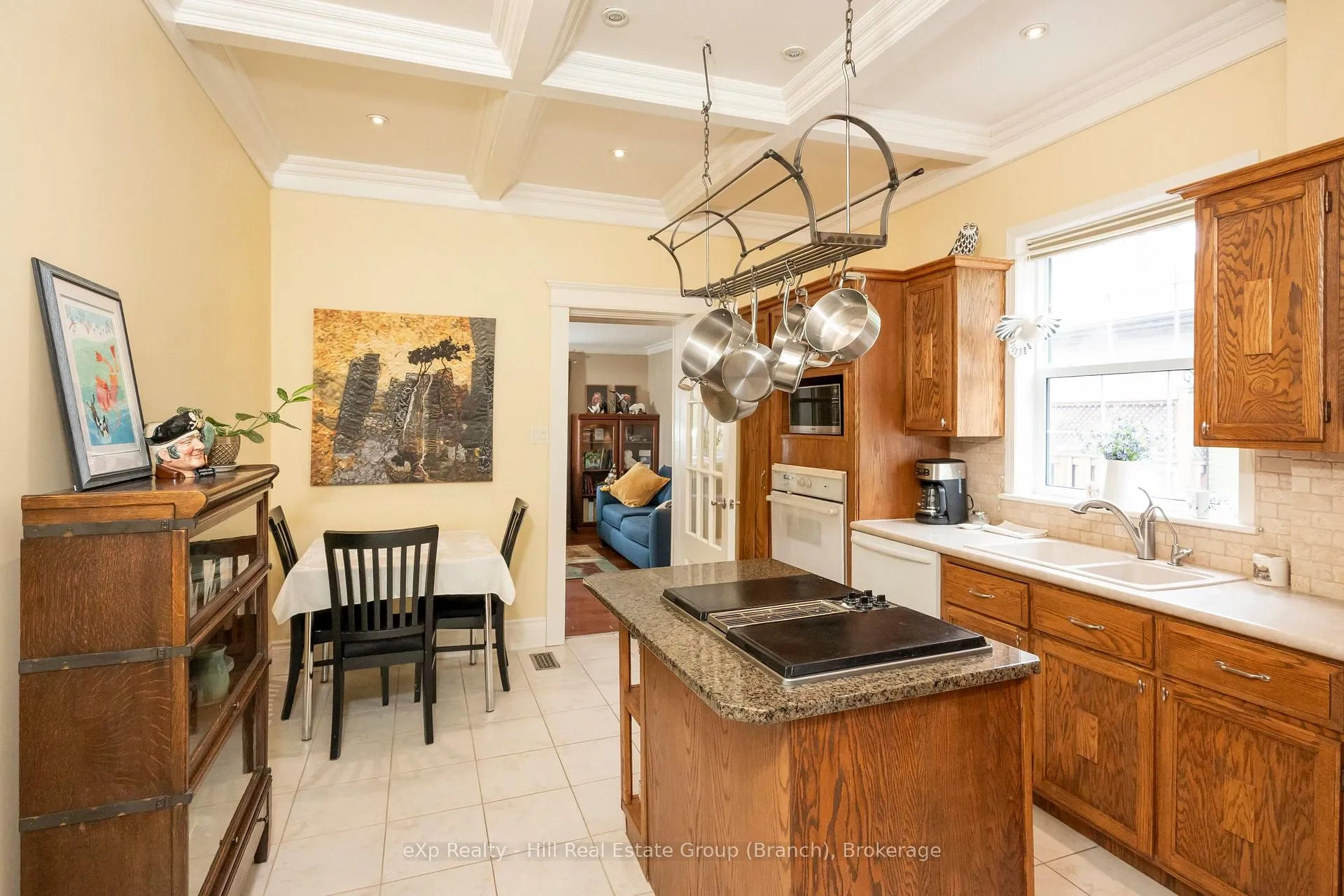 Photo 17 of 327 Catherine Street, Thunder Bay, Hyde Park — HOMEH
