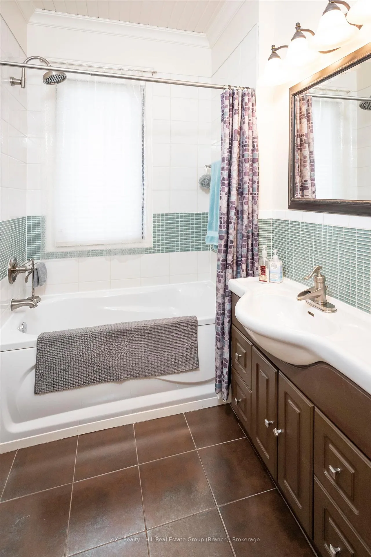 Photo 27 of 327 Catherine Street, Thunder Bay, Hyde Park — HOMEH