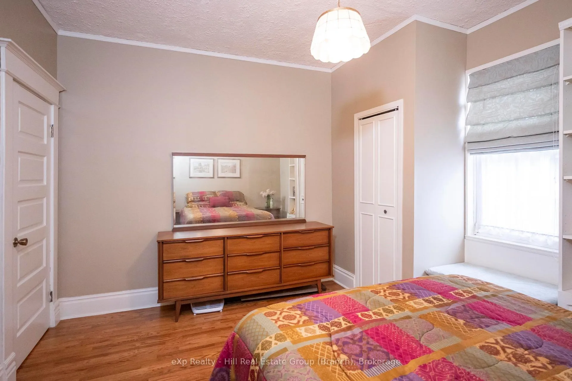Photo 33 of 327 Catherine Street, Thunder Bay, Hyde Park — HOMEH