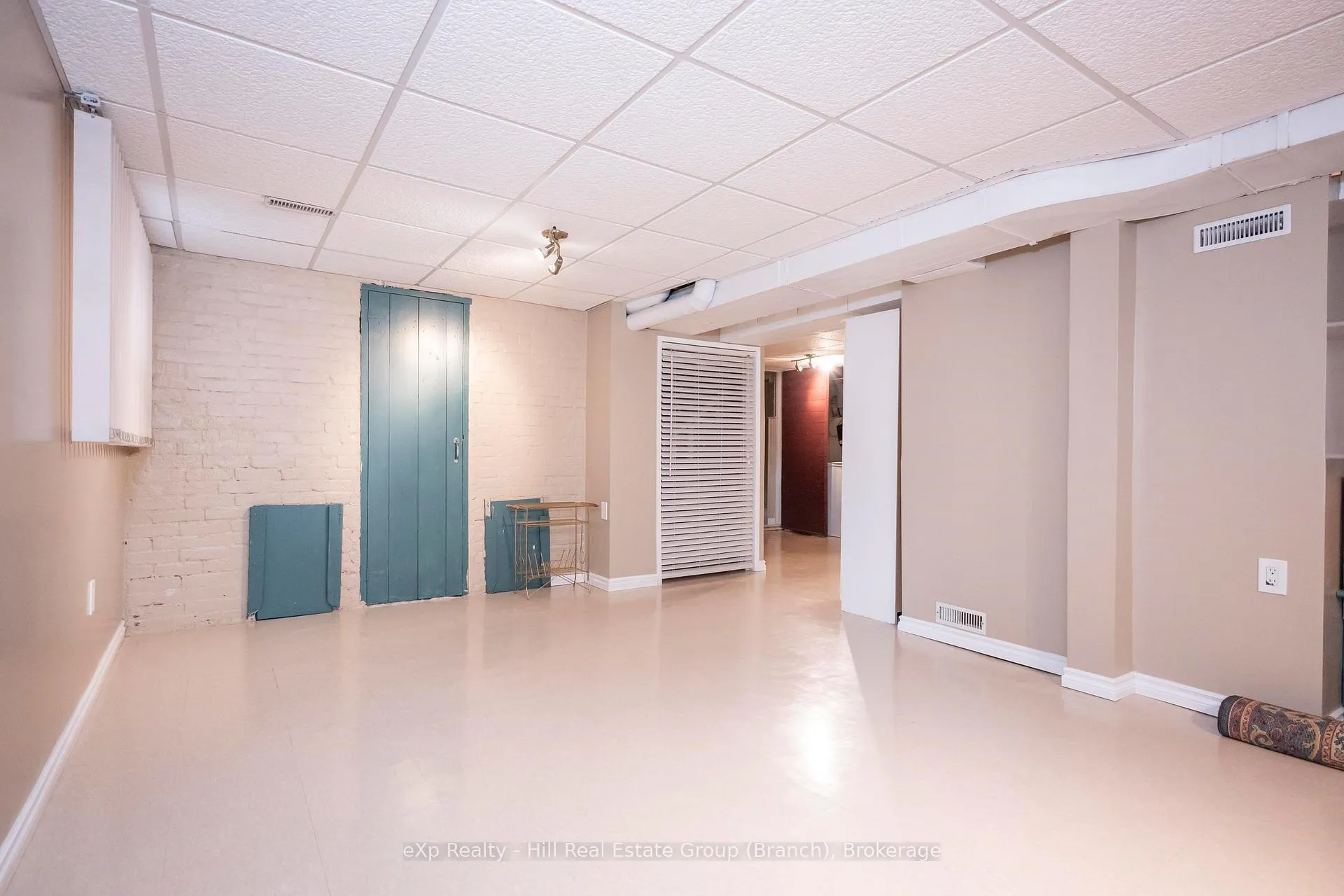 Photo 36 of 327 Catherine Street, Thunder Bay, Hyde Park — HOMEH