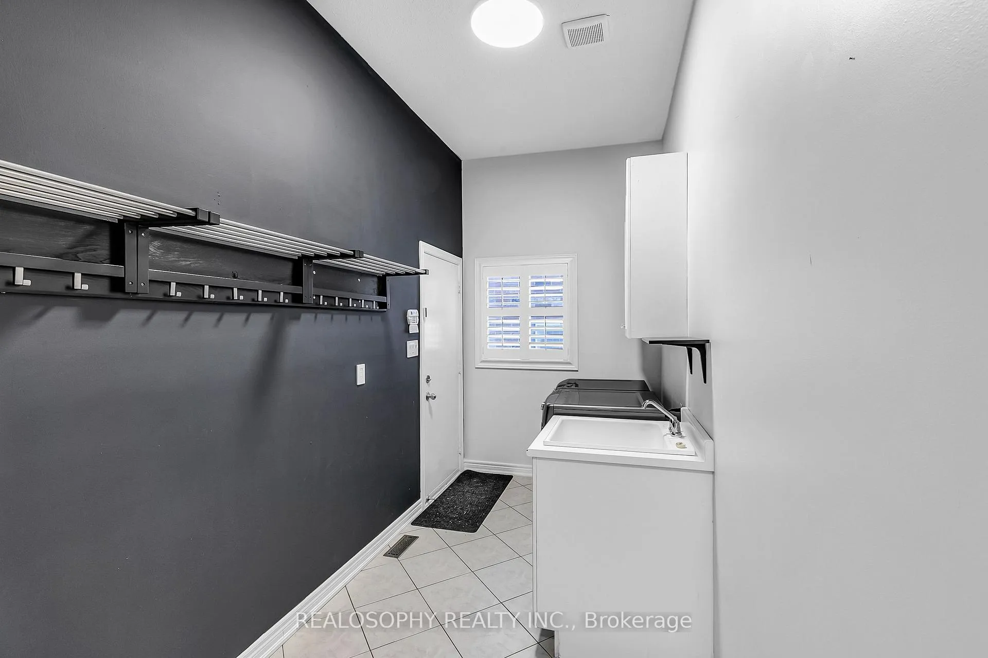 Photo 23 of 284 Bilbrough Street, Aurora, Bayview Northeast — HOMEH