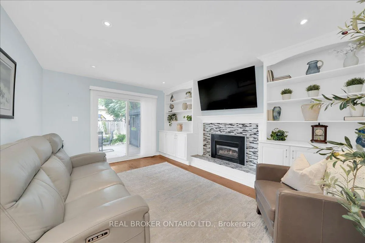Photo 19 of 34 Wright Crescent, Caledon, Bolton North — HOMEH