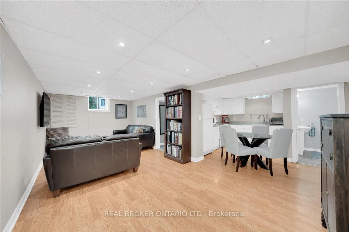 Photo 37 of 34 Wright Crescent, Caledon, Bolton North — HOMEH