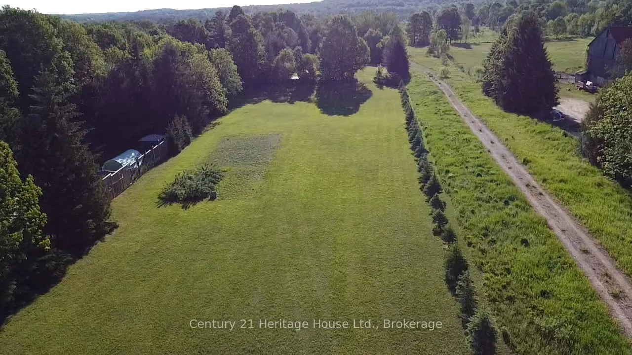 Photo 10 of 395551 2 Concession, Chatsworth — HOMEH
