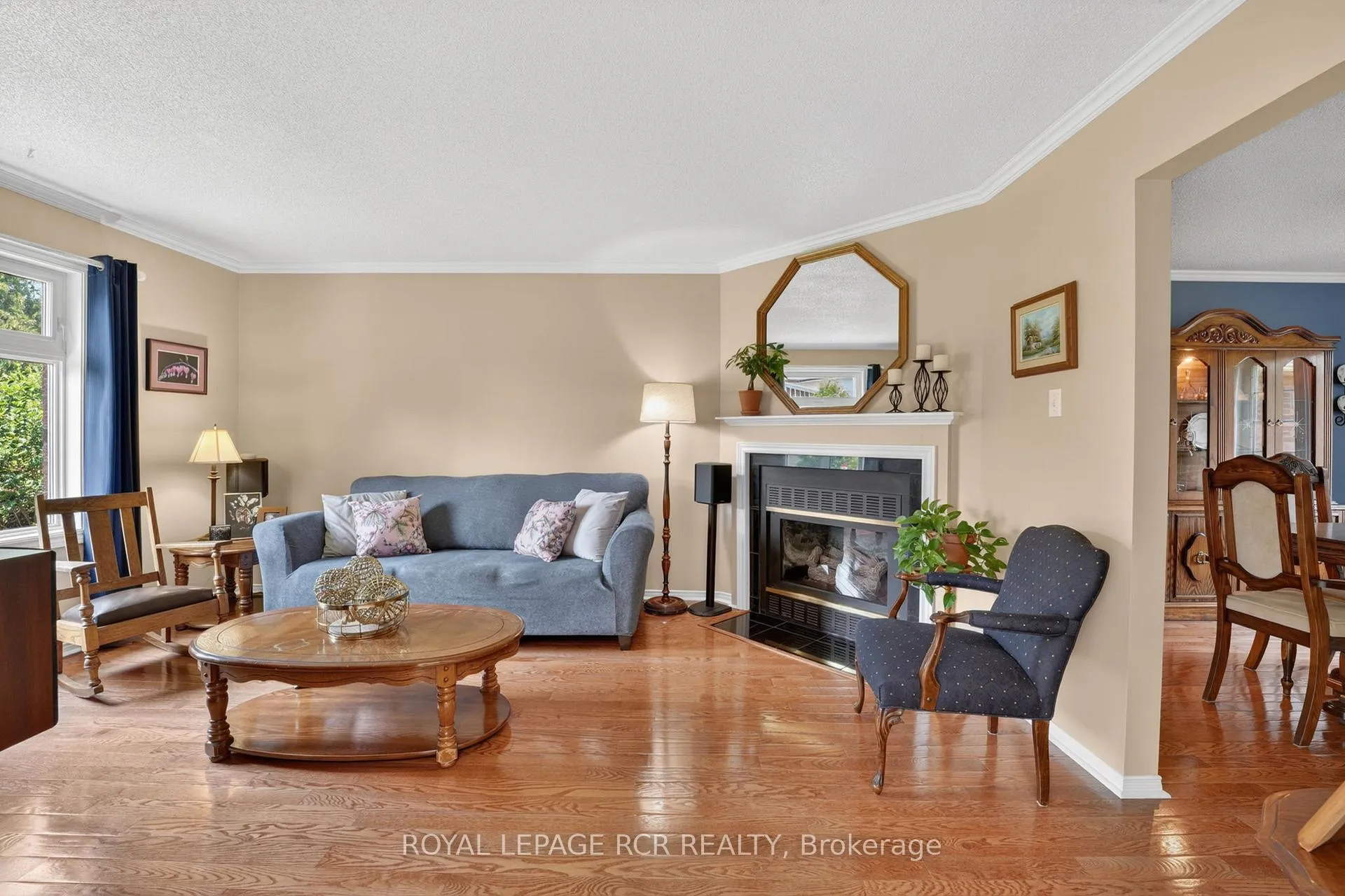 Photo 13 of 29 Mccullough Avenue, New Tecumseth, Beeton — HOMEH