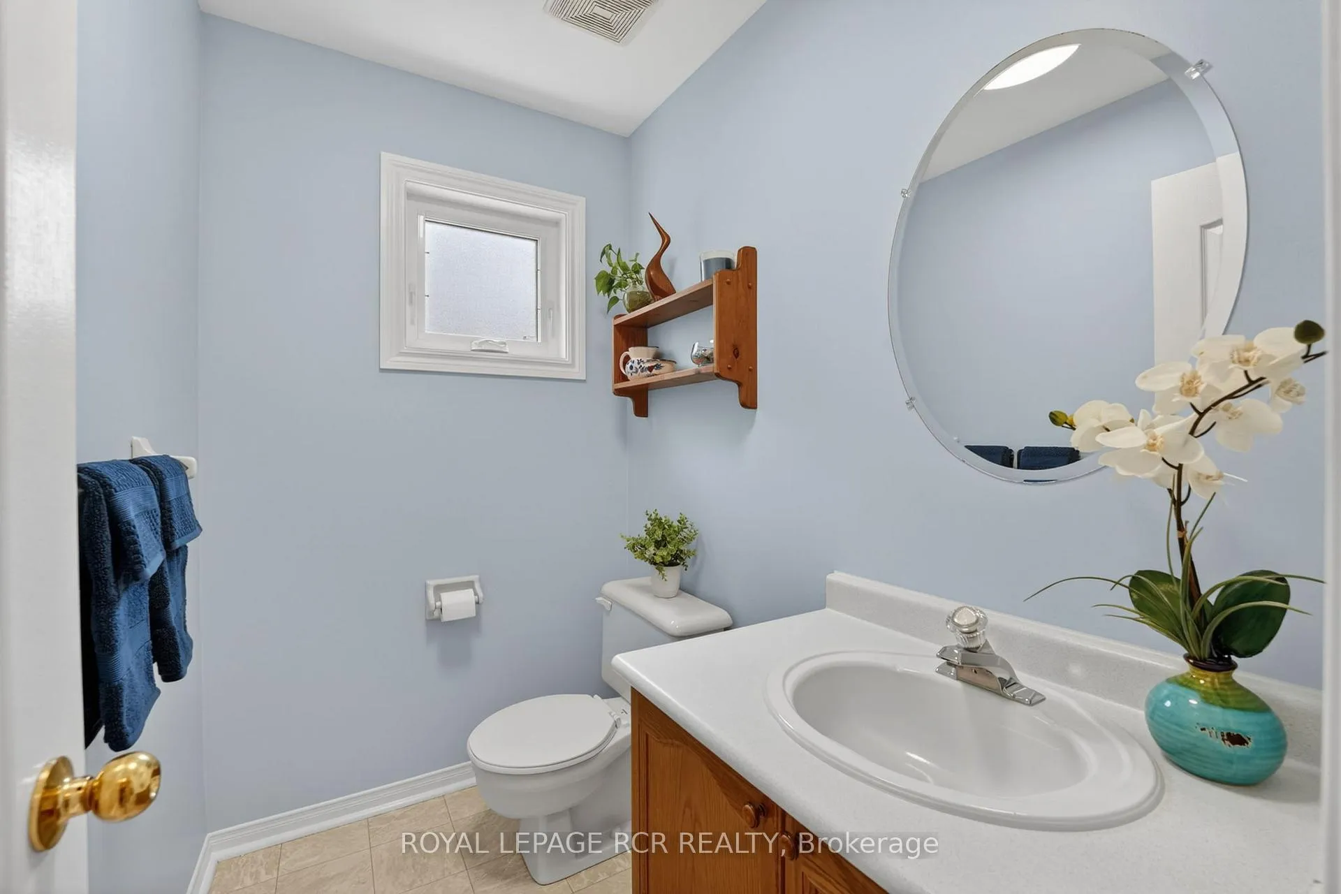 Photo 21 of 29 Mccullough Avenue, New Tecumseth, Beeton — HOMEH