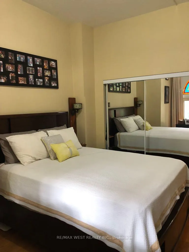 Photo 7 of Unit Unit 1, 104 Cowan Avenue, Toronto, South Parkdale — HOMEH