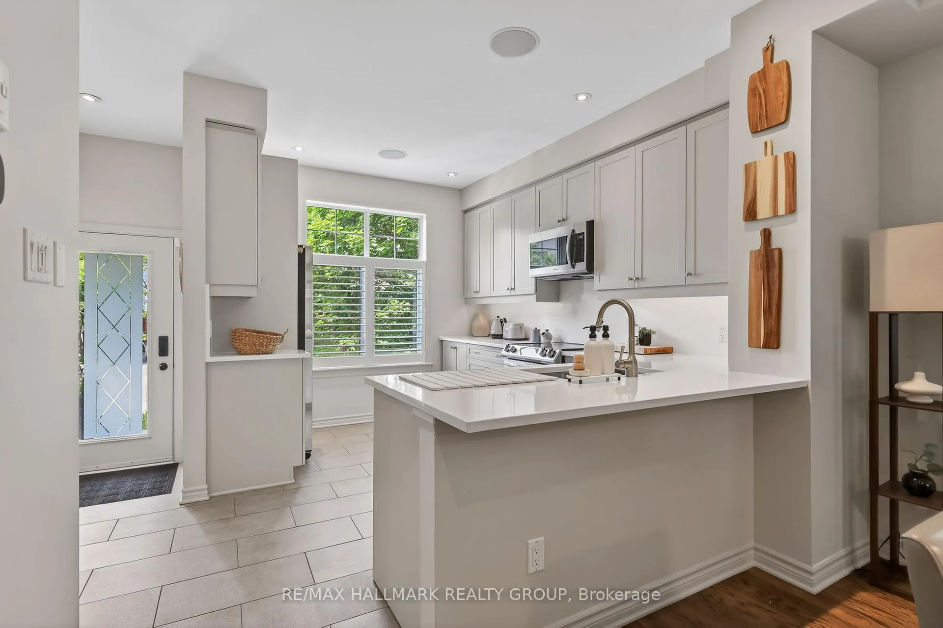 Photo 7 of 312 Iona Street, Ottawa, Westboro/Hampton Park — HOMEH