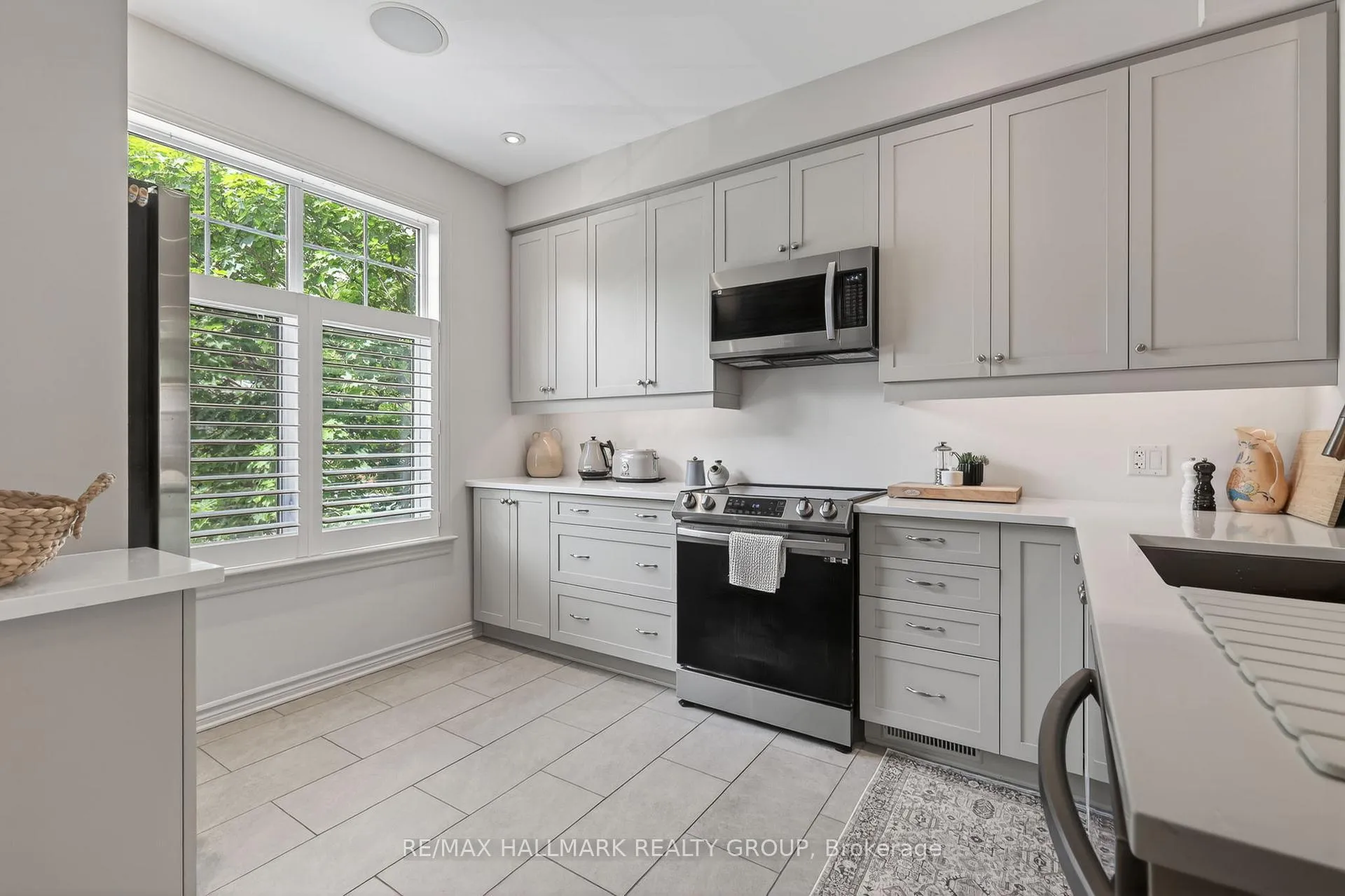 Photo 8 of 312 Iona Street, Ottawa, Westboro/Hampton Park — HOMEH