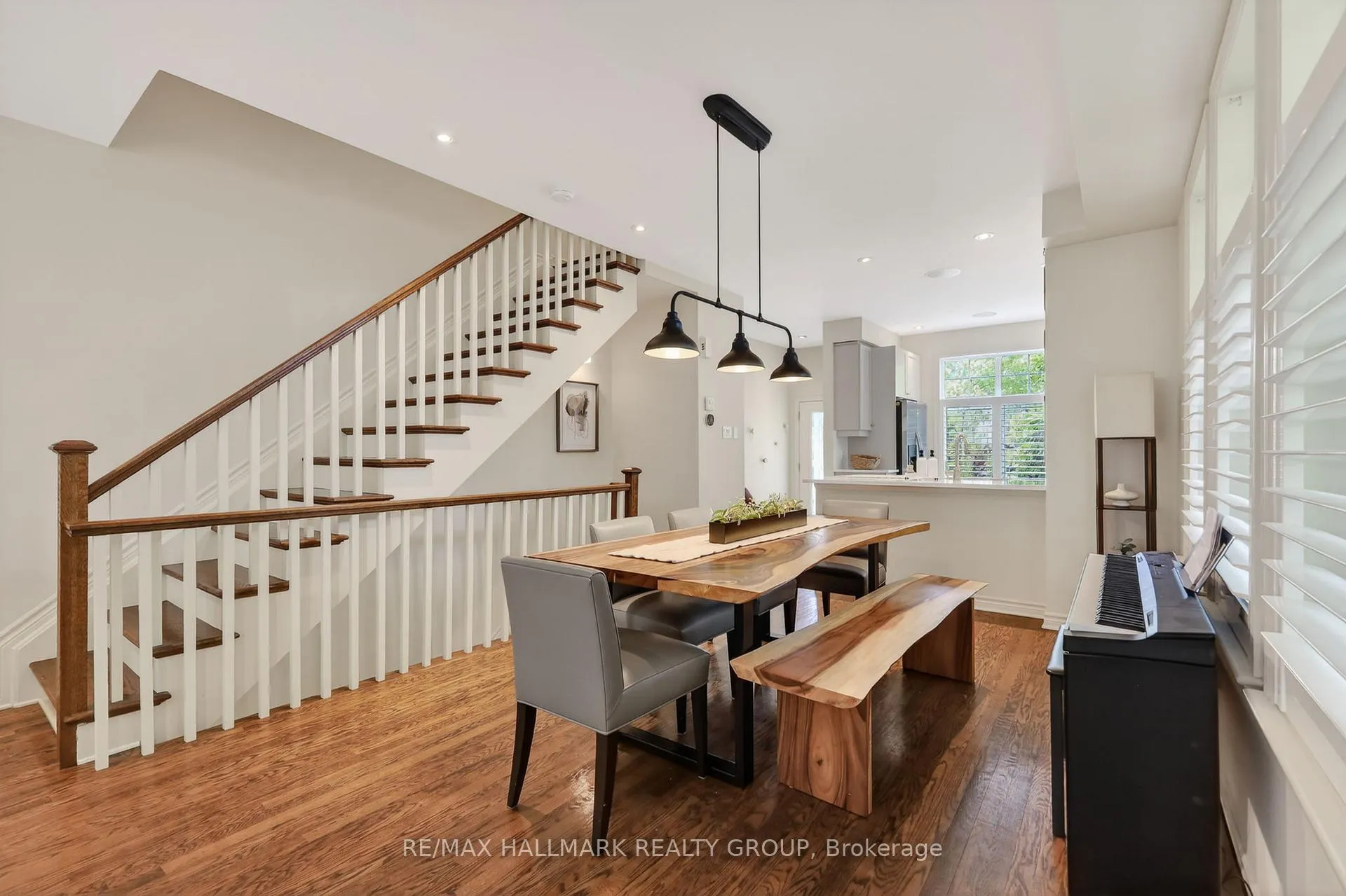 Photo 15 of 312 Iona Street, Ottawa, Westboro/Hampton Park — HOMEH