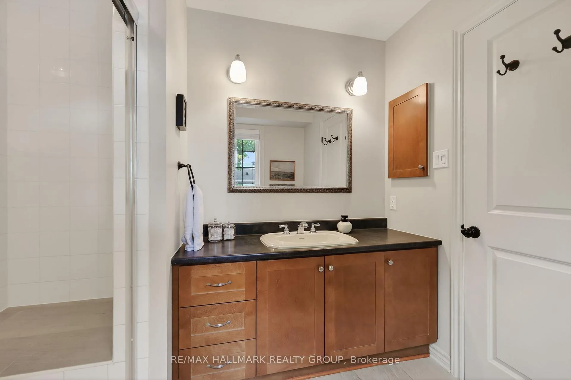 Photo 26 of 312 Iona Street, Ottawa, Westboro/Hampton Park — HOMEH