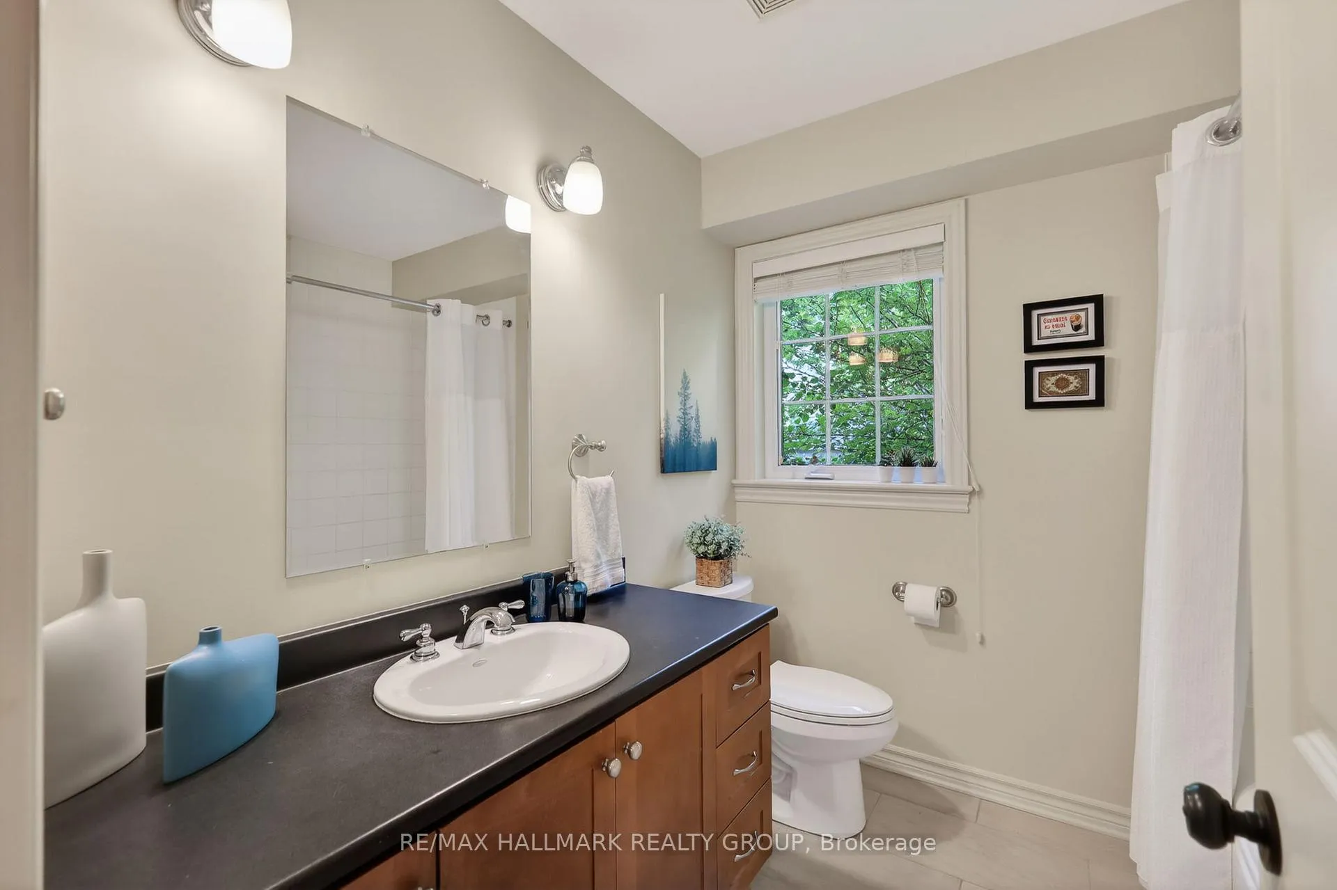 Photo 31 of 312 Iona Street, Ottawa, Westboro/Hampton Park — HOMEH