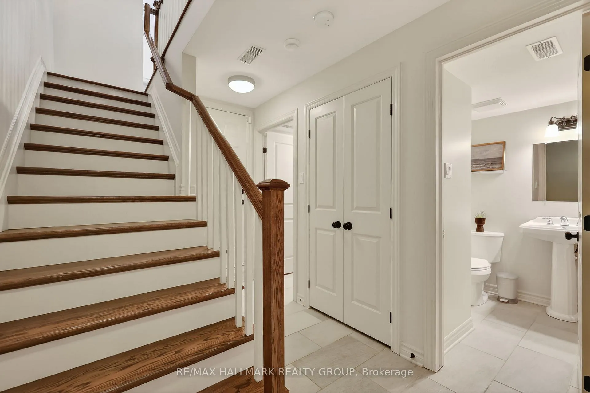 Photo 41 of 312 Iona Street, Ottawa, Westboro/Hampton Park — HOMEH