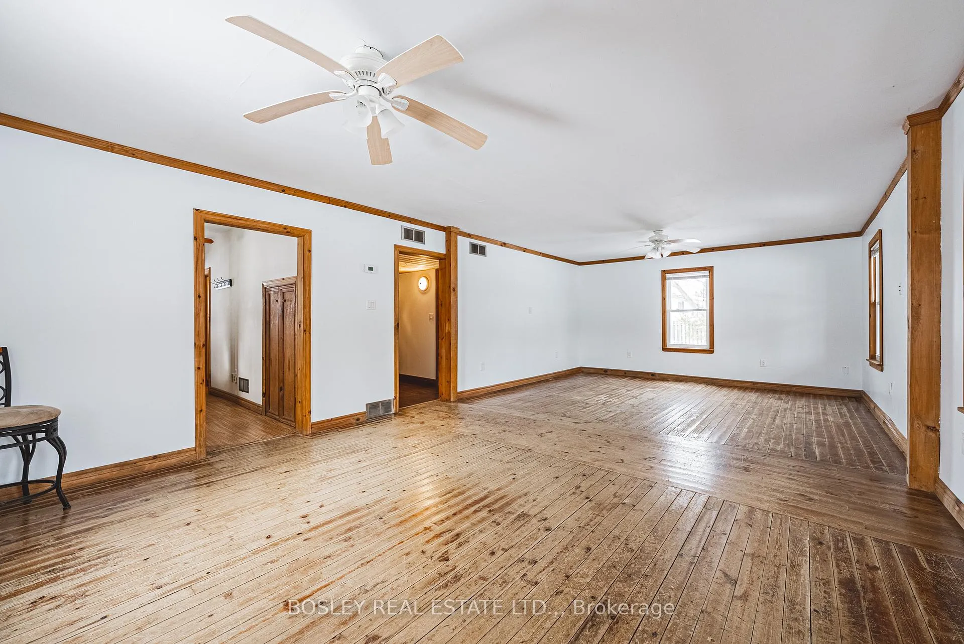 Photo 9 of 10875 Sodom Road, Niagara Falls, Lyons Creek — HOMEH