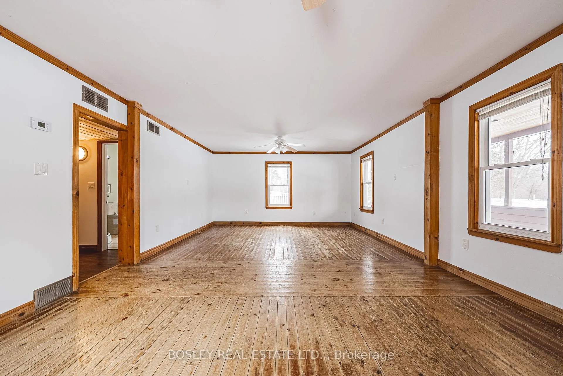 Photo 10 of 10875 Sodom Road, Niagara Falls, Lyons Creek — HOMEH
