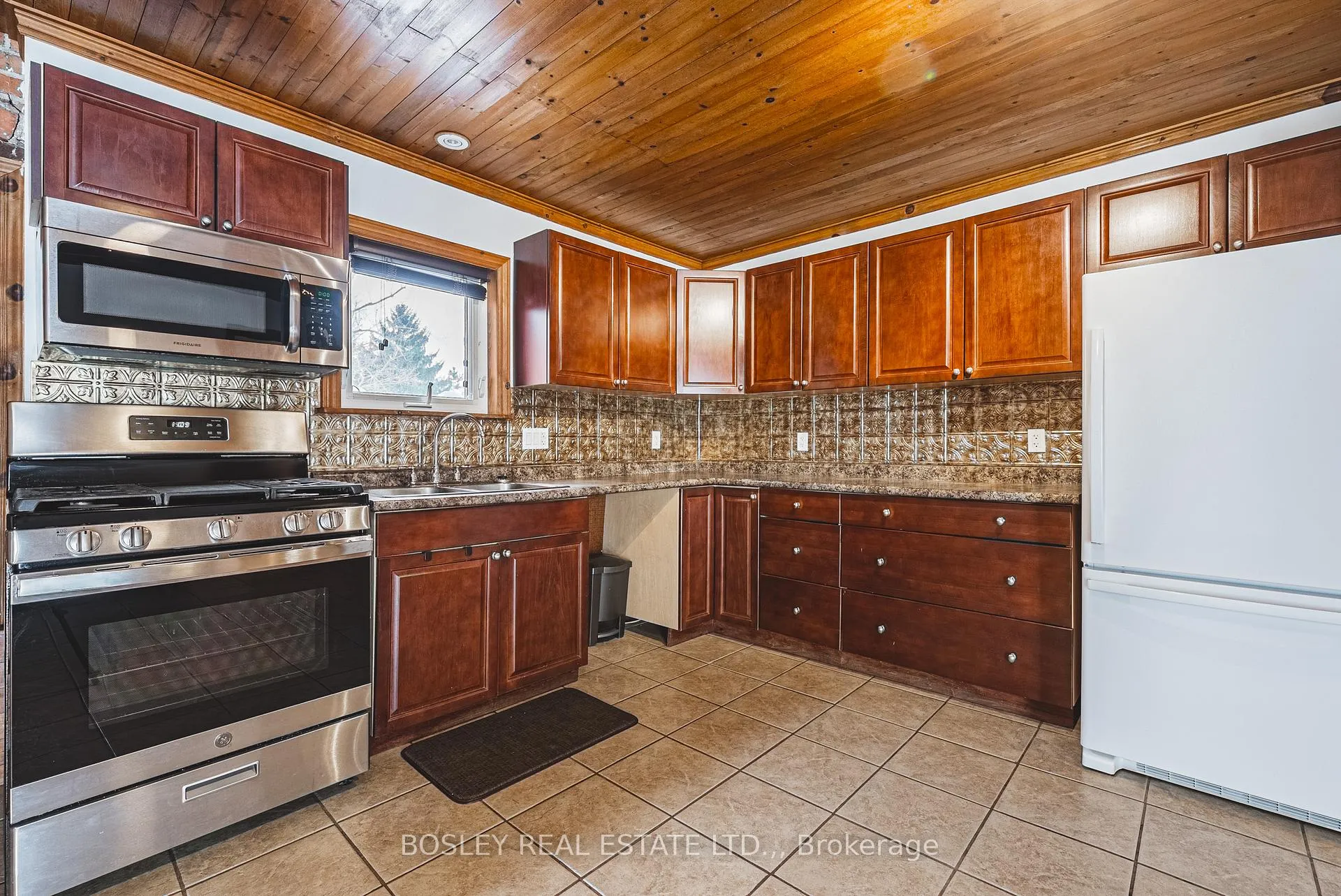 Photo 18 of 10875 Sodom Road, Niagara Falls, Lyons Creek — HOMEH