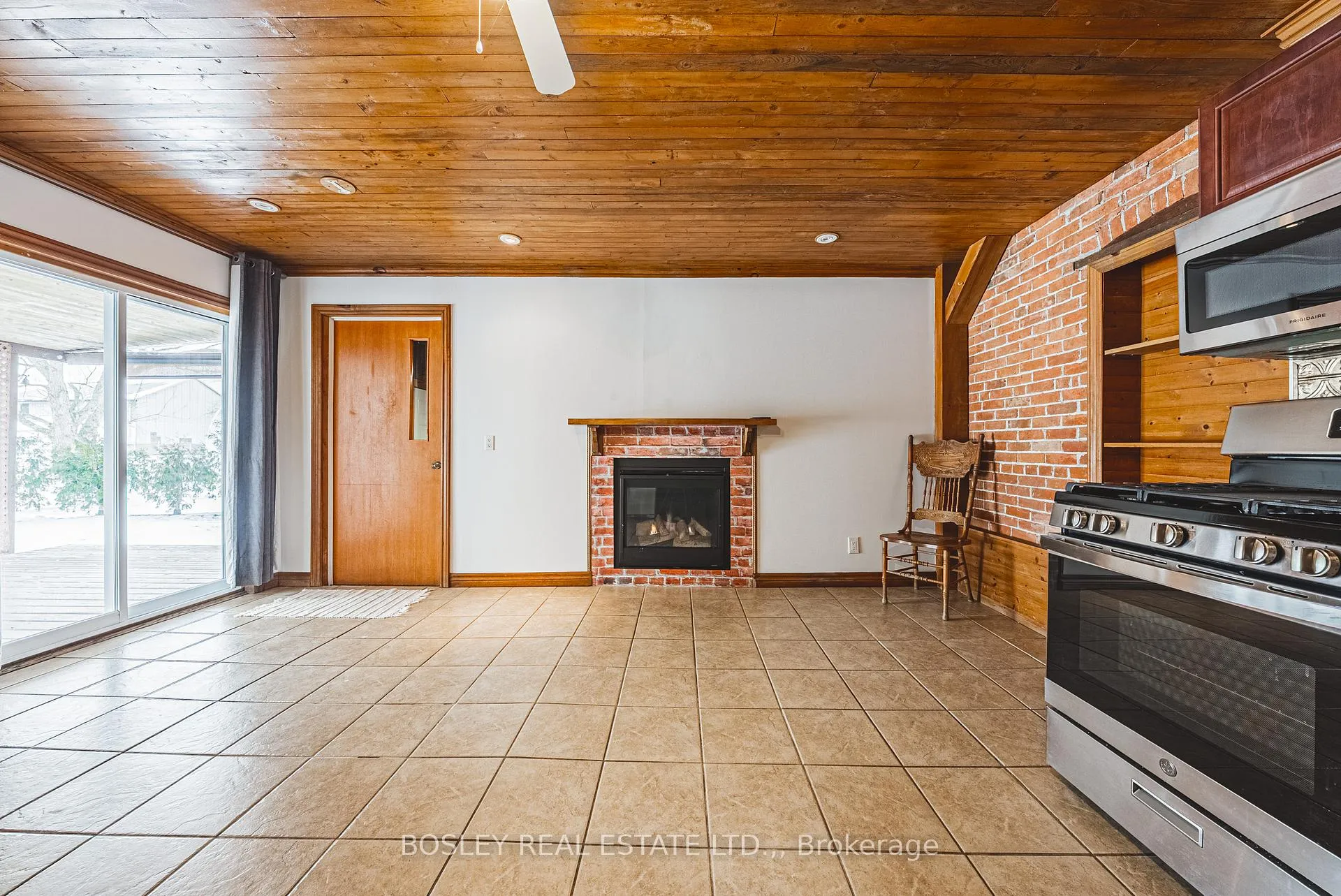 Photo 21 of 10875 Sodom Road, Niagara Falls, Lyons Creek — HOMEH