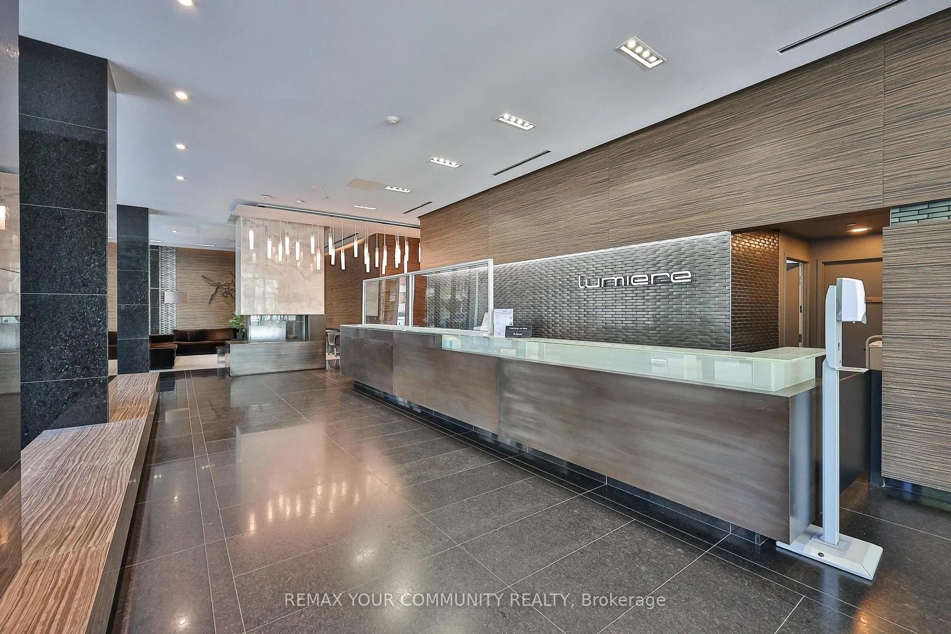 Photo 4 of Unit PH101, 770 Bay Street, Toronto, Bay Street Corridor — HOMEH