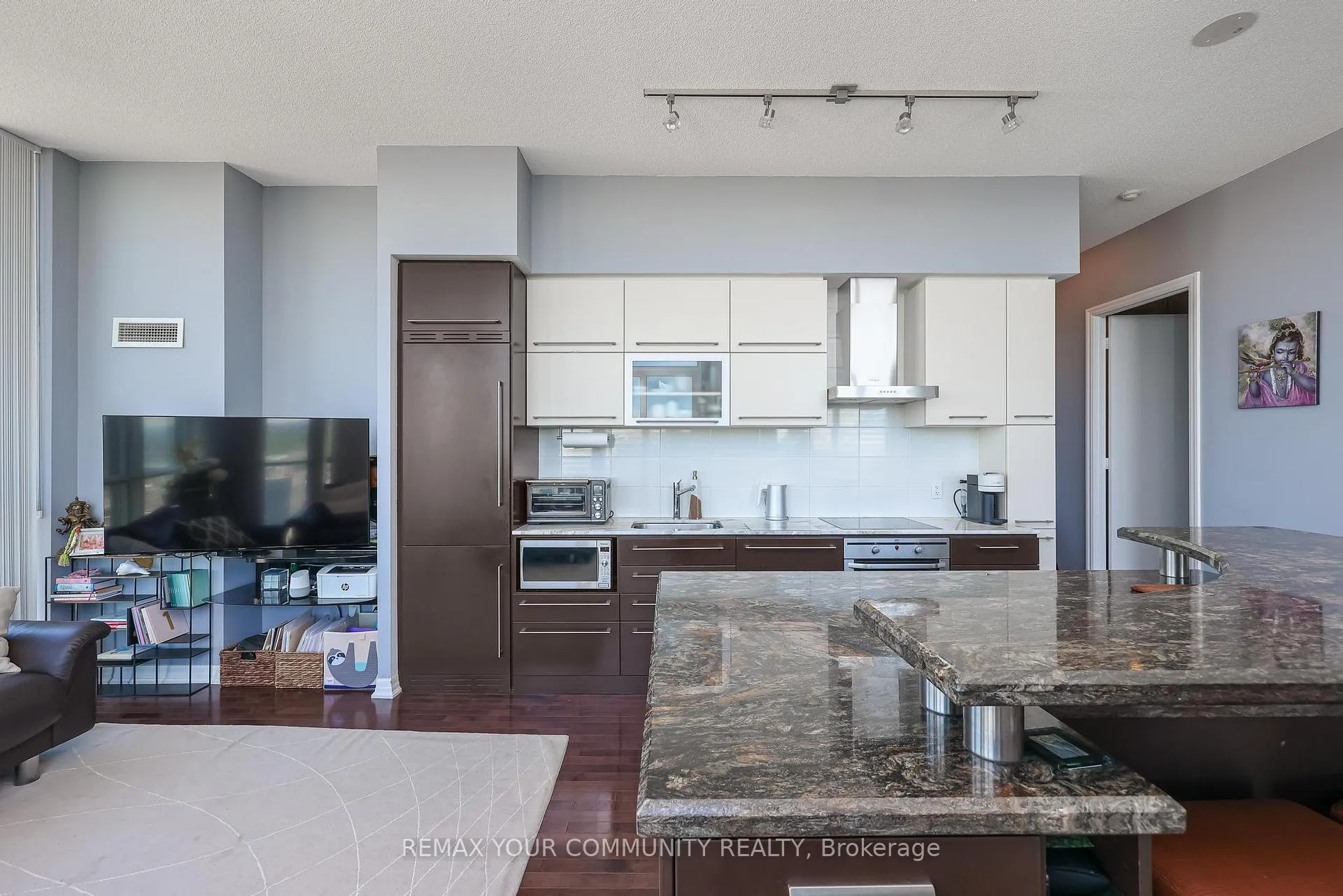 Photo 10 of Unit PH101, 770 Bay Street, Toronto, Bay Street Corridor — HOMEH