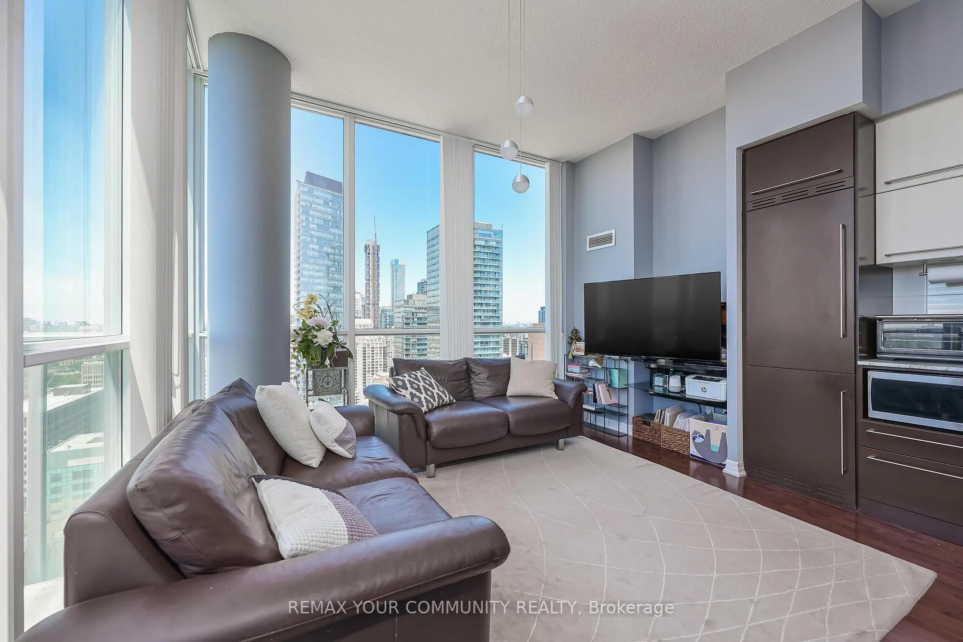 Photo 11 of Unit PH101, 770 Bay Street, Toronto, Bay Street Corridor — HOMEH