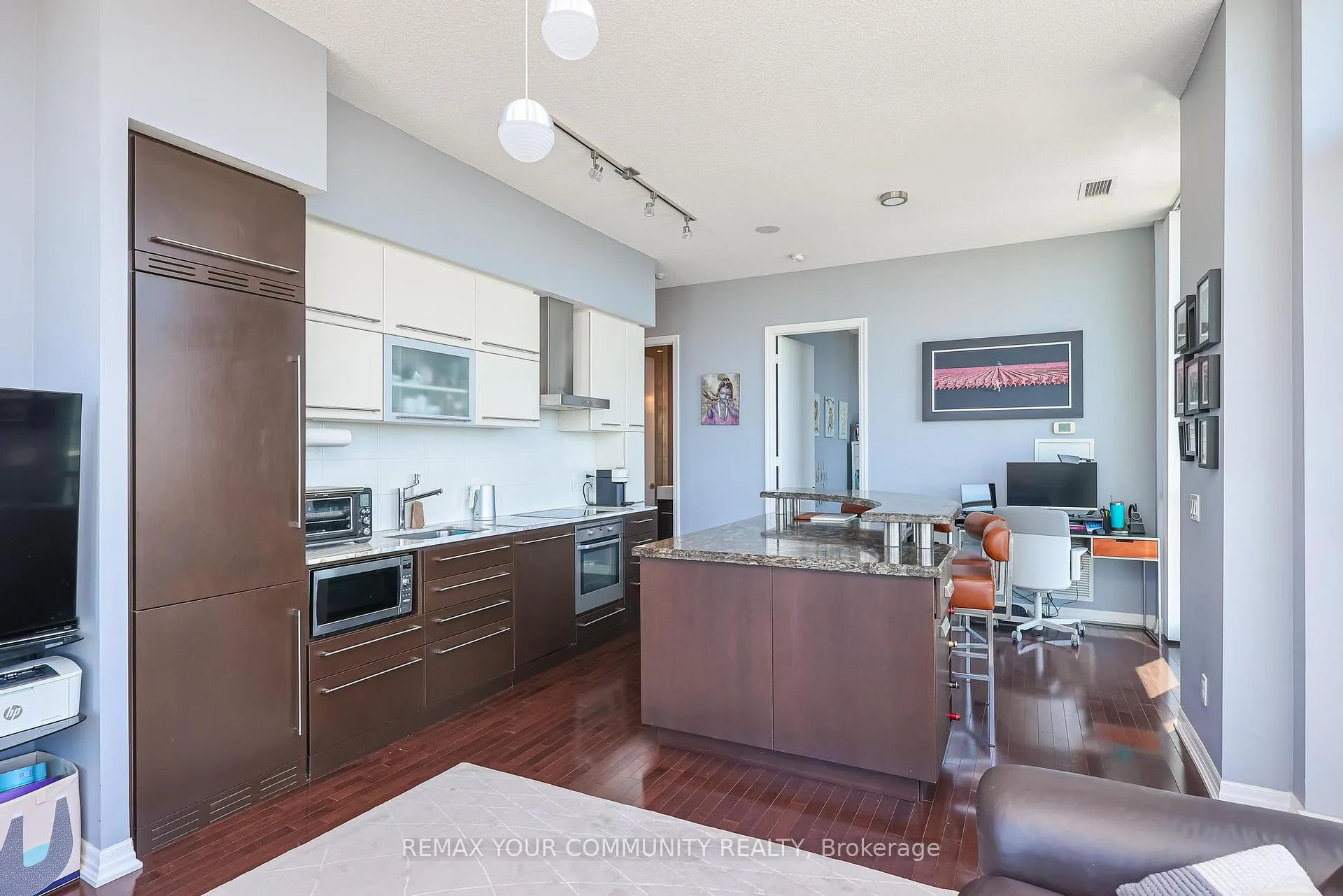 Photo 13 of Unit PH101, 770 Bay Street, Toronto, Bay Street Corridor — HOMEH