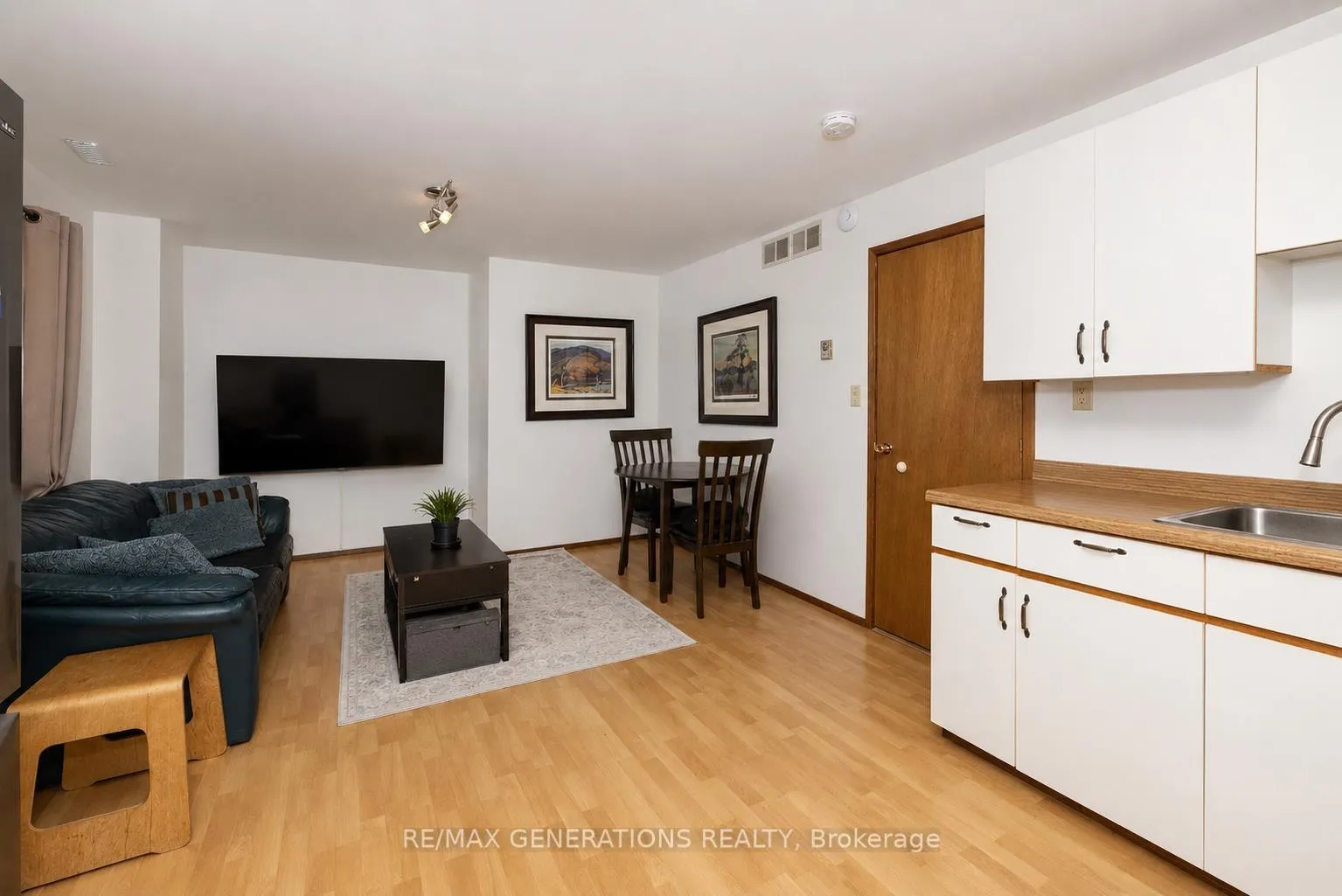Photo 14 of 401 Hebert Street, Thunder Bay, College Heights — HOMEH