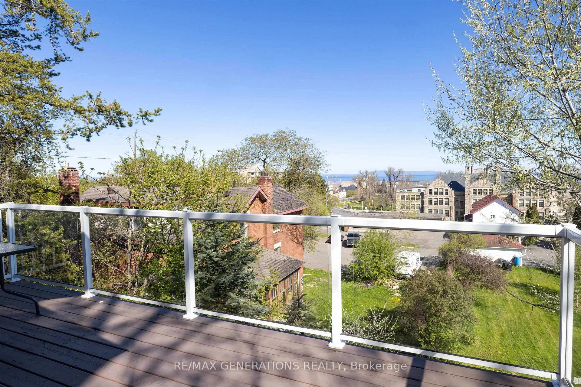 Photo 31 of 401 Hebert Street, Thunder Bay, College Heights — HOMEH