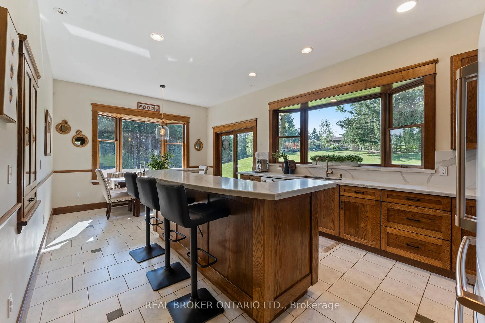 Photo 5 of 182 Governor's Rd E, Brant, Paris — HOMEH