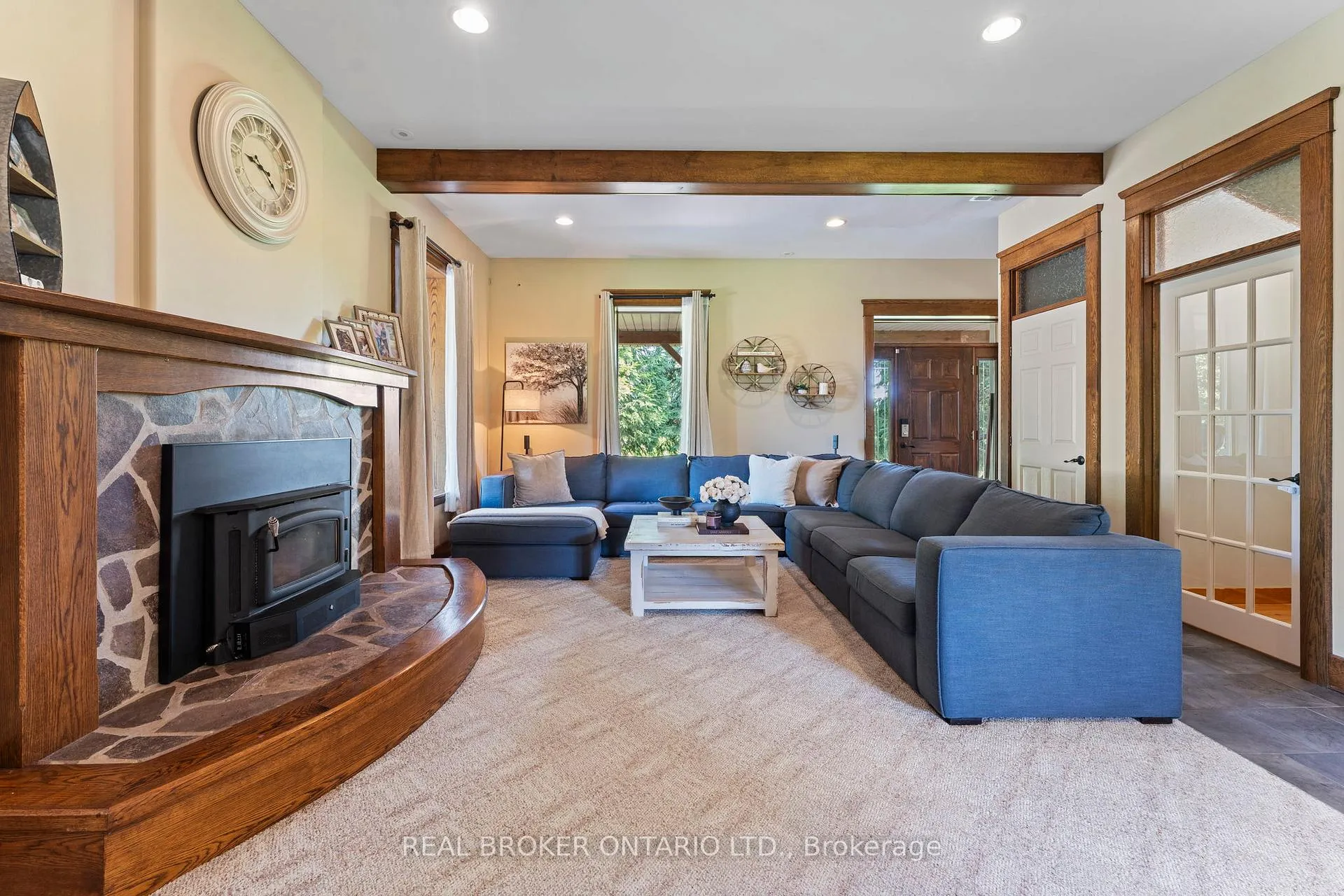 Photo 8 of 182 Governor's Rd E, Brant, Paris — HOMEH