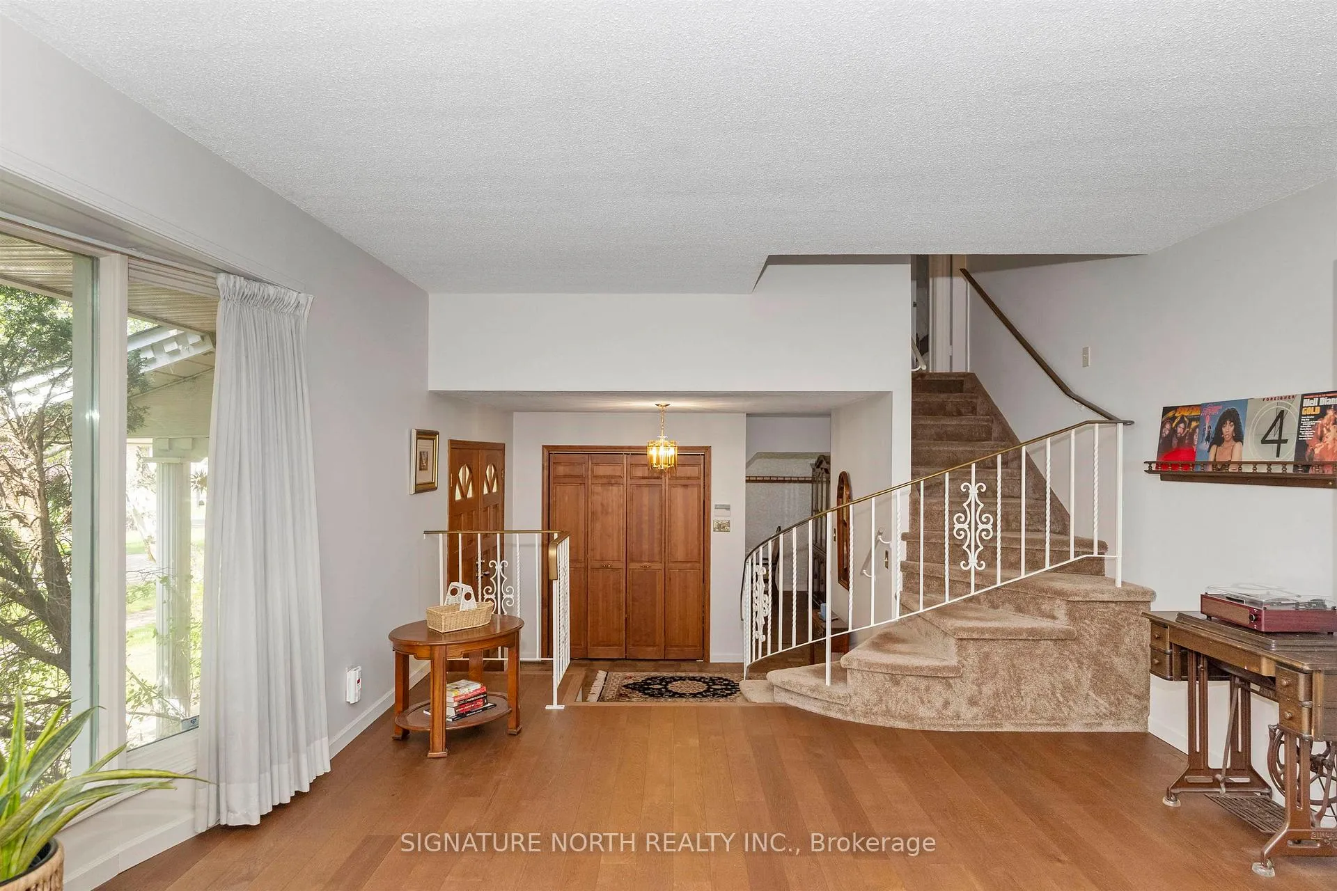 Photo 10 of 2108 Freeman Drive, Thunder Bay, Rosslyn Road — HOMEH