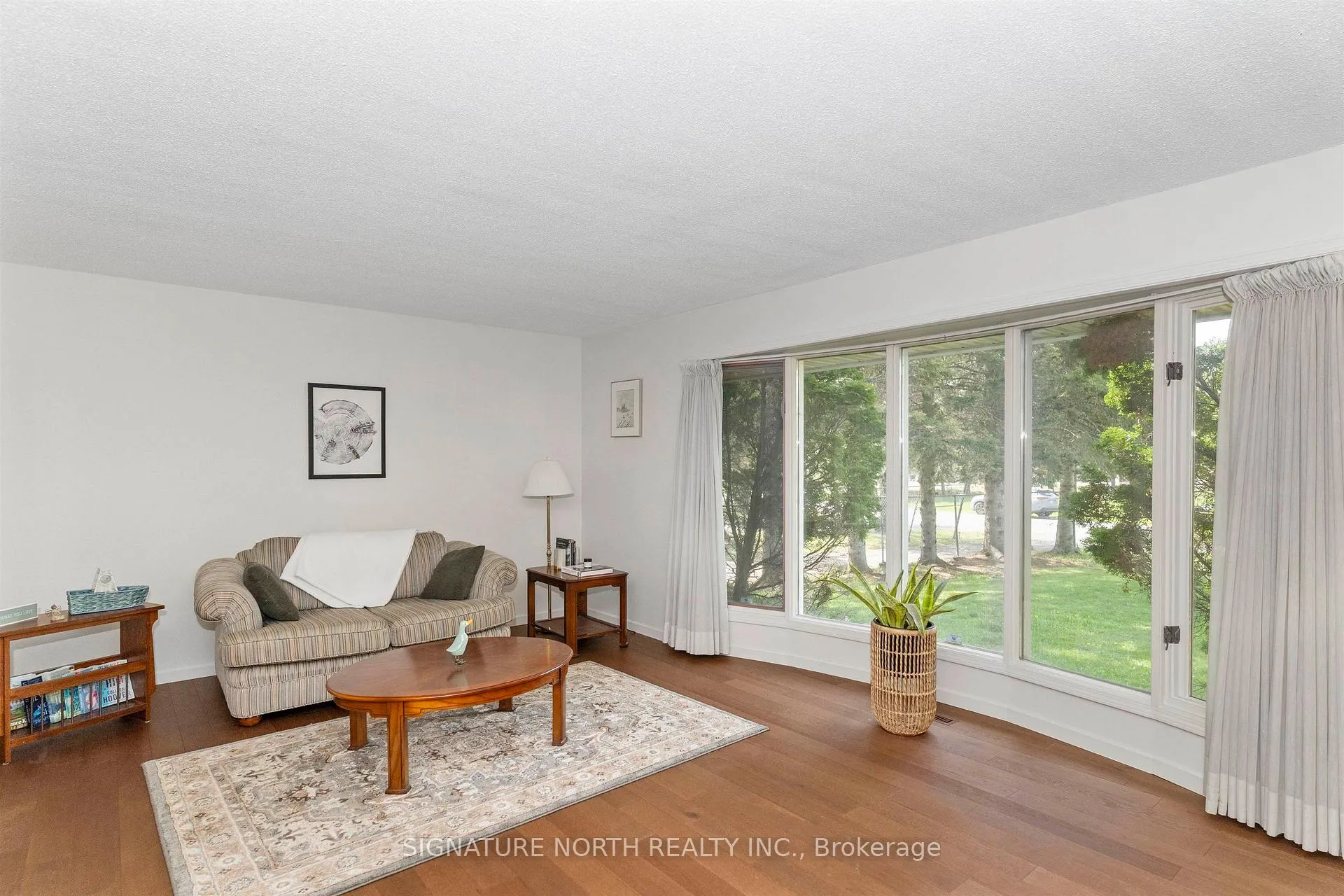 Photo 11 of 2108 Freeman Drive, Thunder Bay, Rosslyn Road — HOMEH