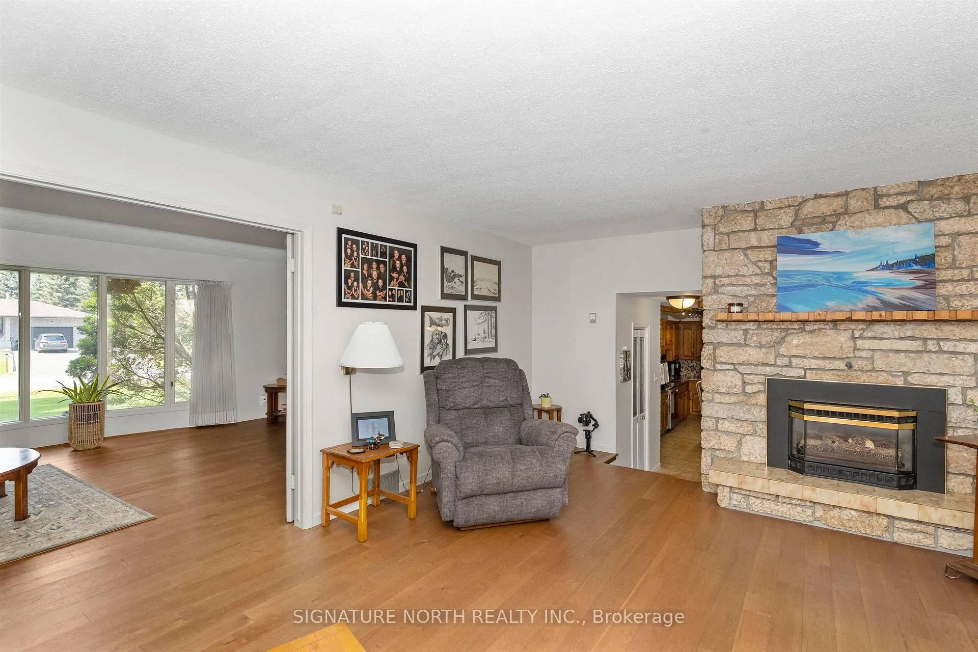 Photo 17 of 2108 Freeman Drive, Thunder Bay, Rosslyn Road — HOMEH