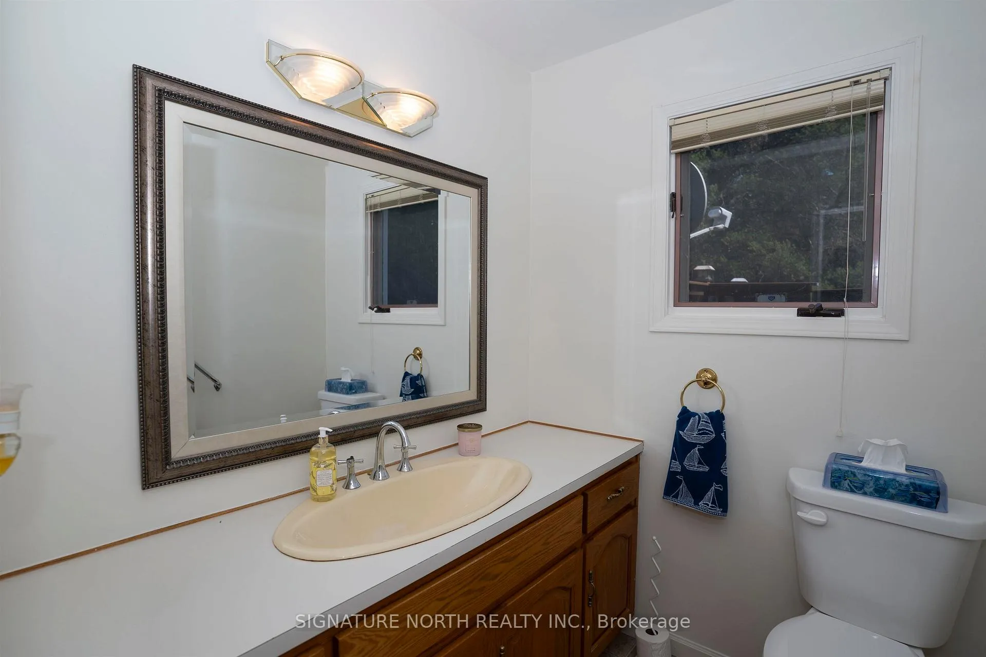 Photo 19 of 2108 Freeman Drive, Thunder Bay, Rosslyn Road — HOMEH