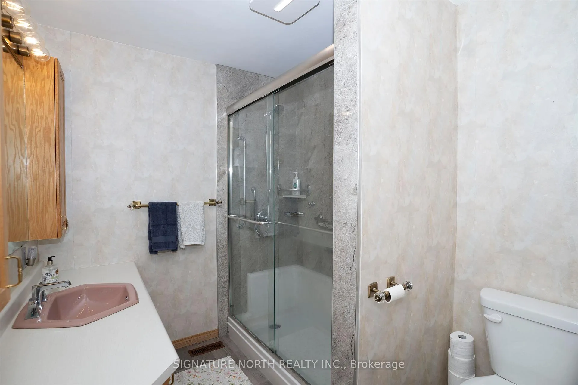 Photo 28 of 2108 Freeman Drive, Thunder Bay, Rosslyn Road — HOMEH