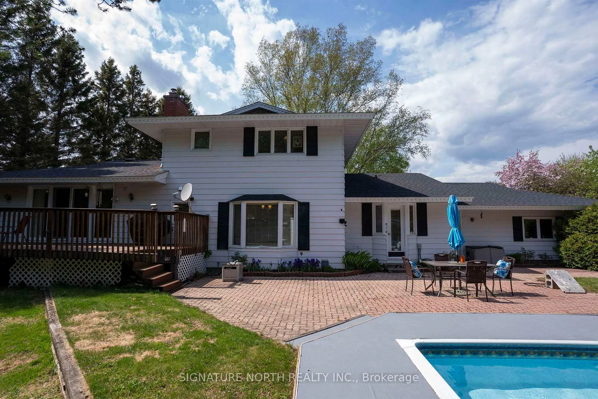 Photo 42 of 2108 Freeman Drive, Thunder Bay, Rosslyn Road — HOMEH